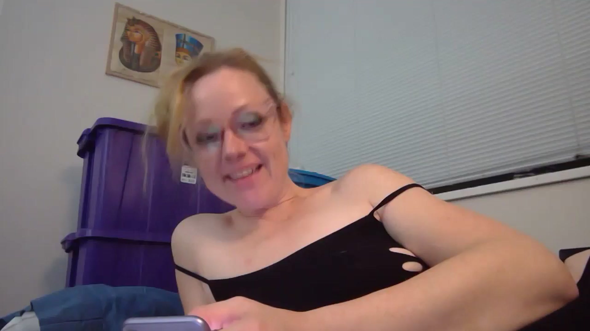 Gallery image thumbnail from Niveallee's myfreecams stream on, 11/07/2023, 12:22 image 1 of 20