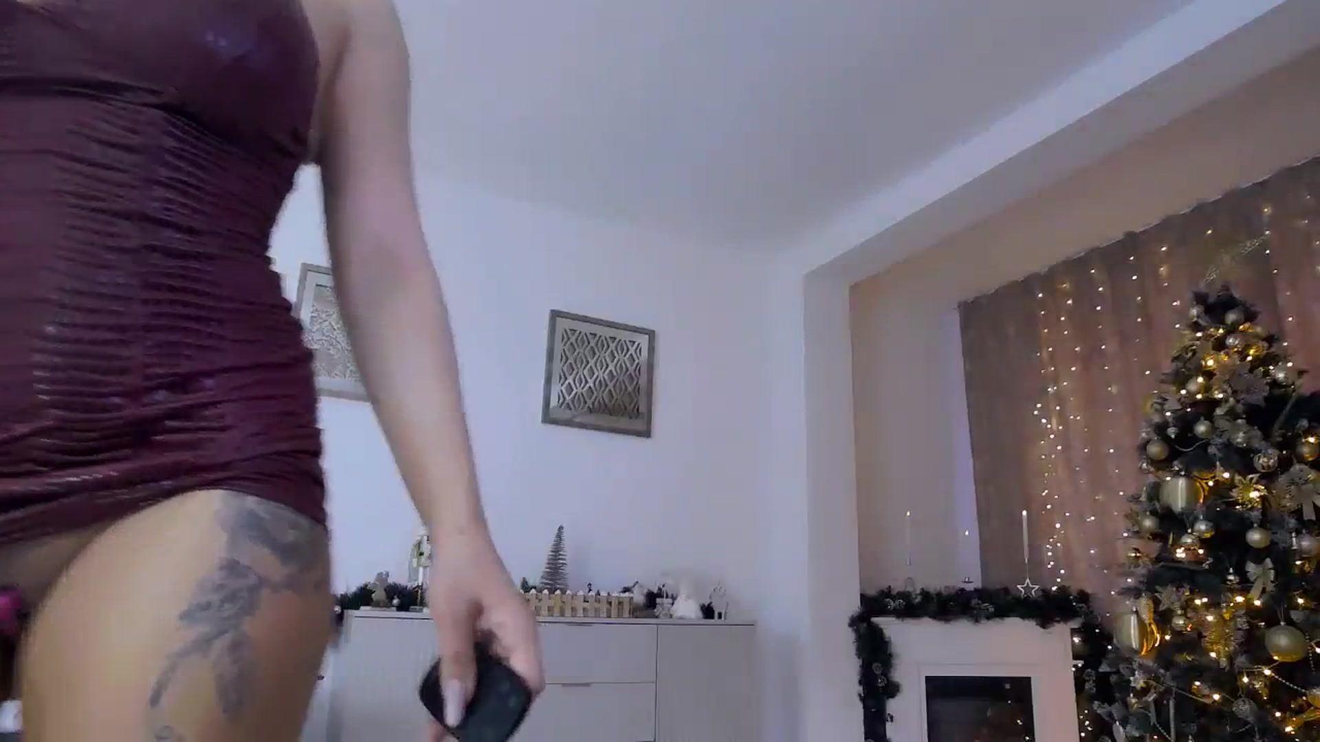 Gallery image thumbnail from Nna__'s myfreecams stream on, 12/05/2025, 07:07 image 13 of 20
