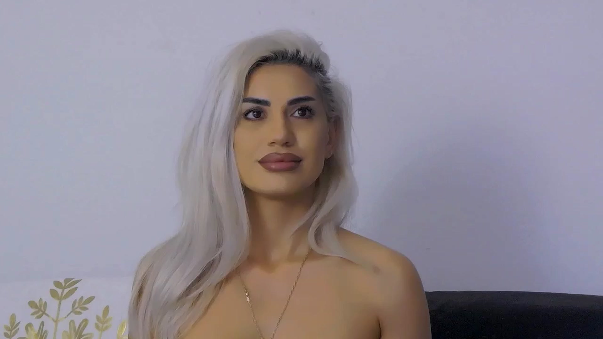Gallery image thumbnail from Nna__'s myfreecams stream on, 12/22/2025, 08:15 image 2 of 20