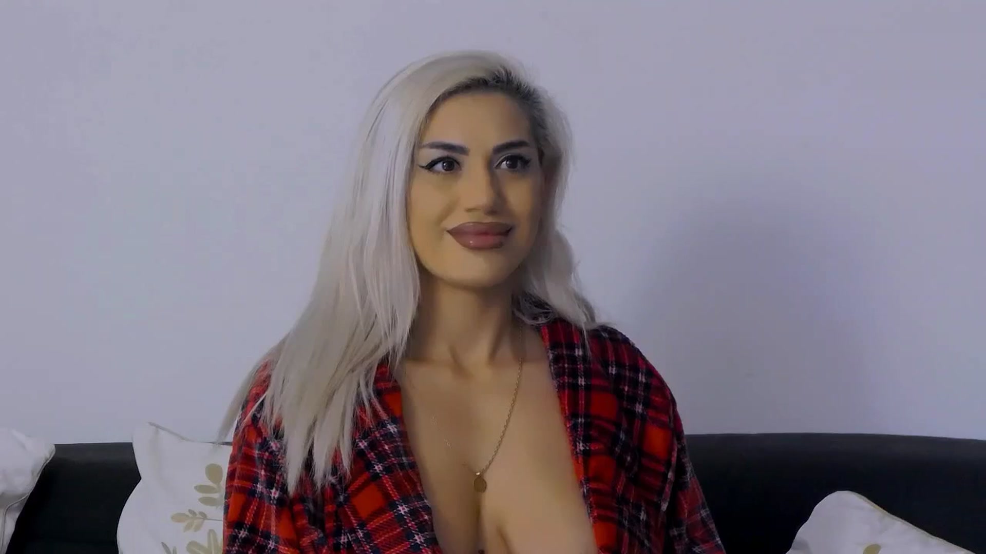Gallery image thumbnail from Nna__'s myfreecams stream on, 12/28/2025, 09:13 image 2 of 20
