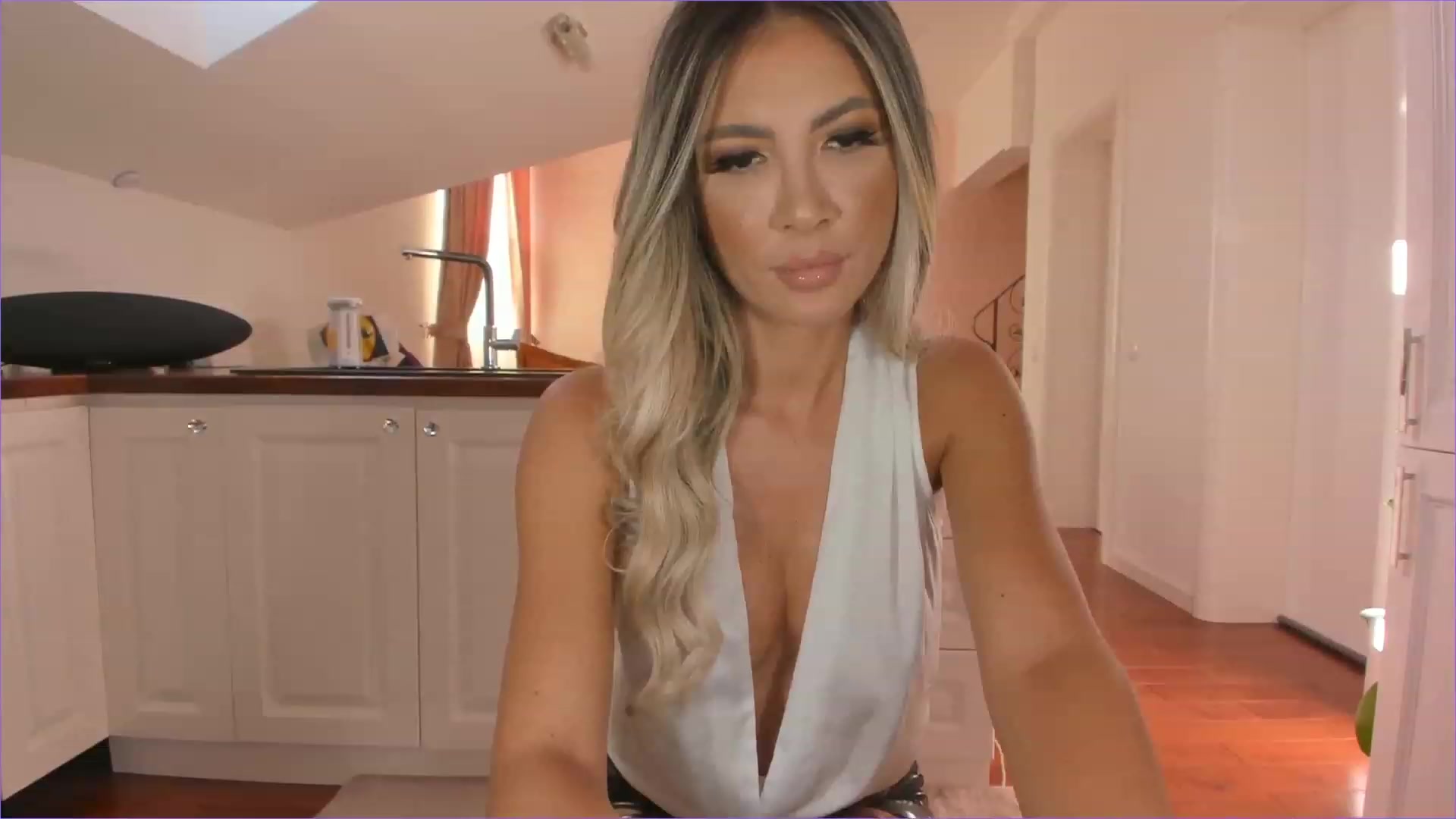 Gallery image thumbnail from NoNameYet169's myfreecams stream on, 09/08/2023, 13:57 image 5 of 20