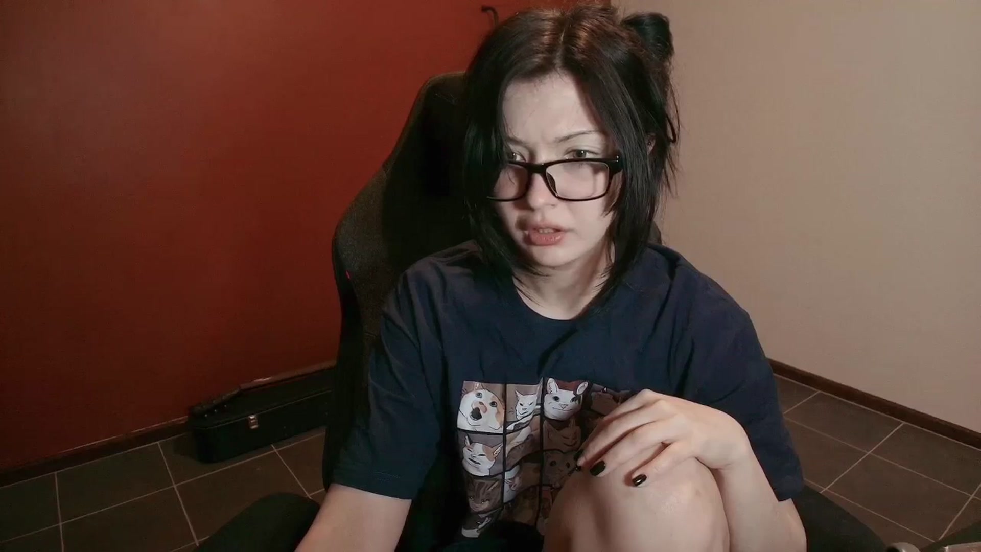 Gallery image thumbnail from NoNutRoom's myfreecams stream on, 11/11/2025, 24:00 image 16 of 20