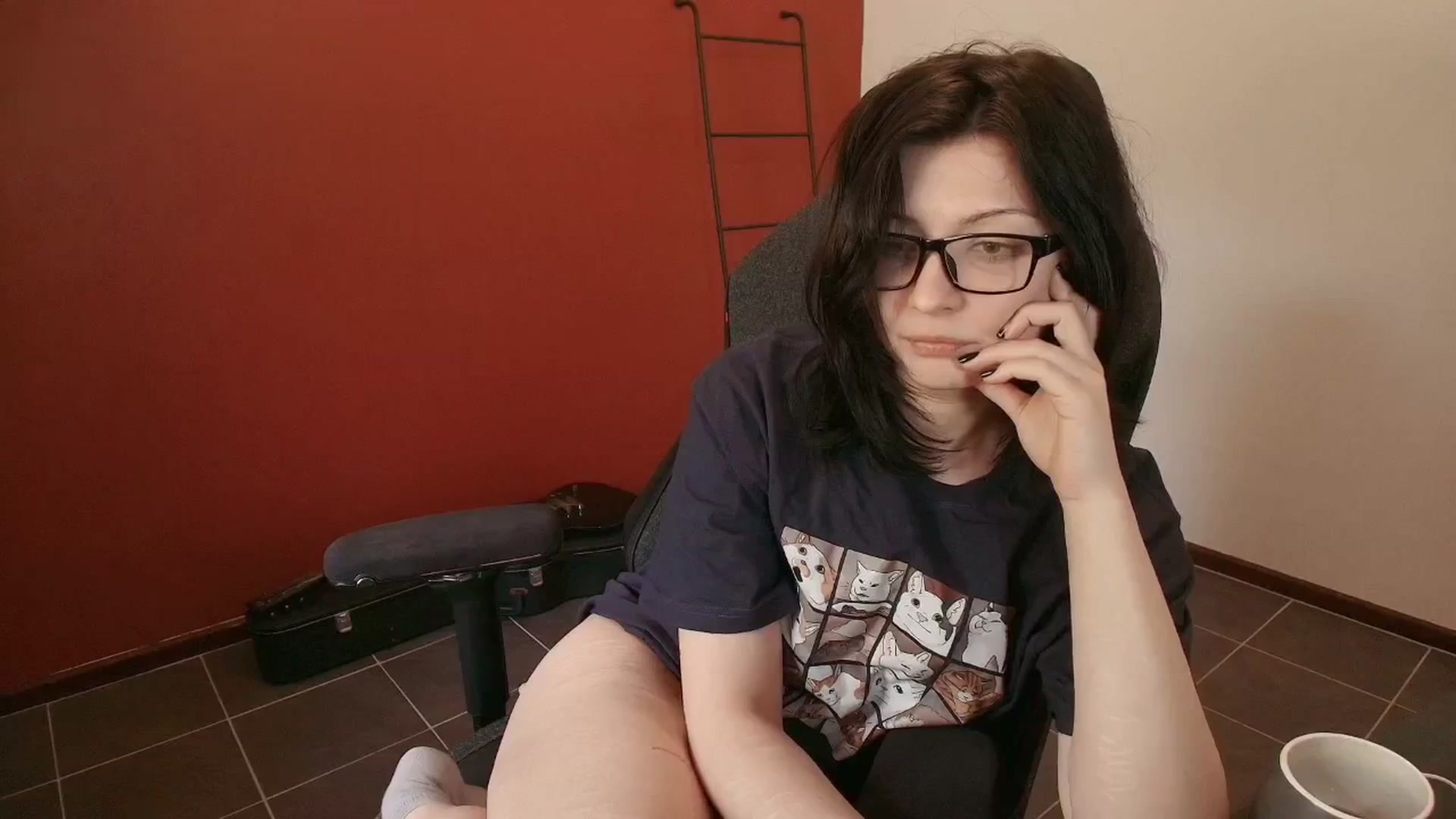 Gallery image thumbnail from NoNutRoom's myfreecams stream on, 11/11/2025, 04:29 image 15 of 20