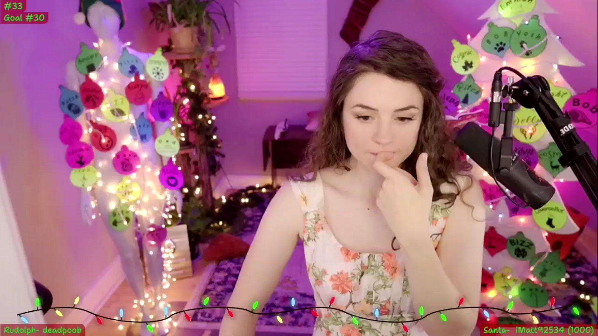 Gallery image thumbnail from NoRefunds's myfreecams stream on, 12/24/2024, 11:01 image 17 of 20