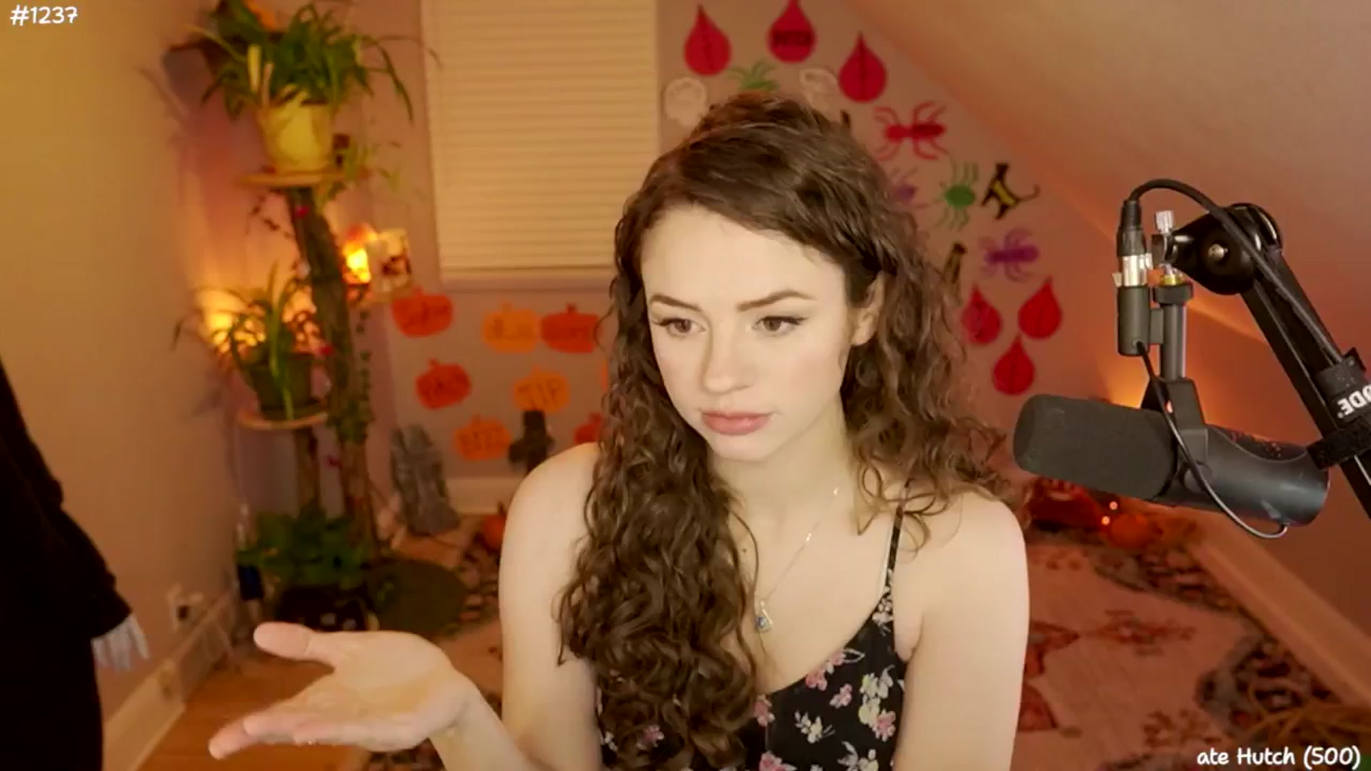 Gallery image thumbnail from NoSophNovembr's myfreecams stream on, 11/12/2024, 05:00 image 6 of 20