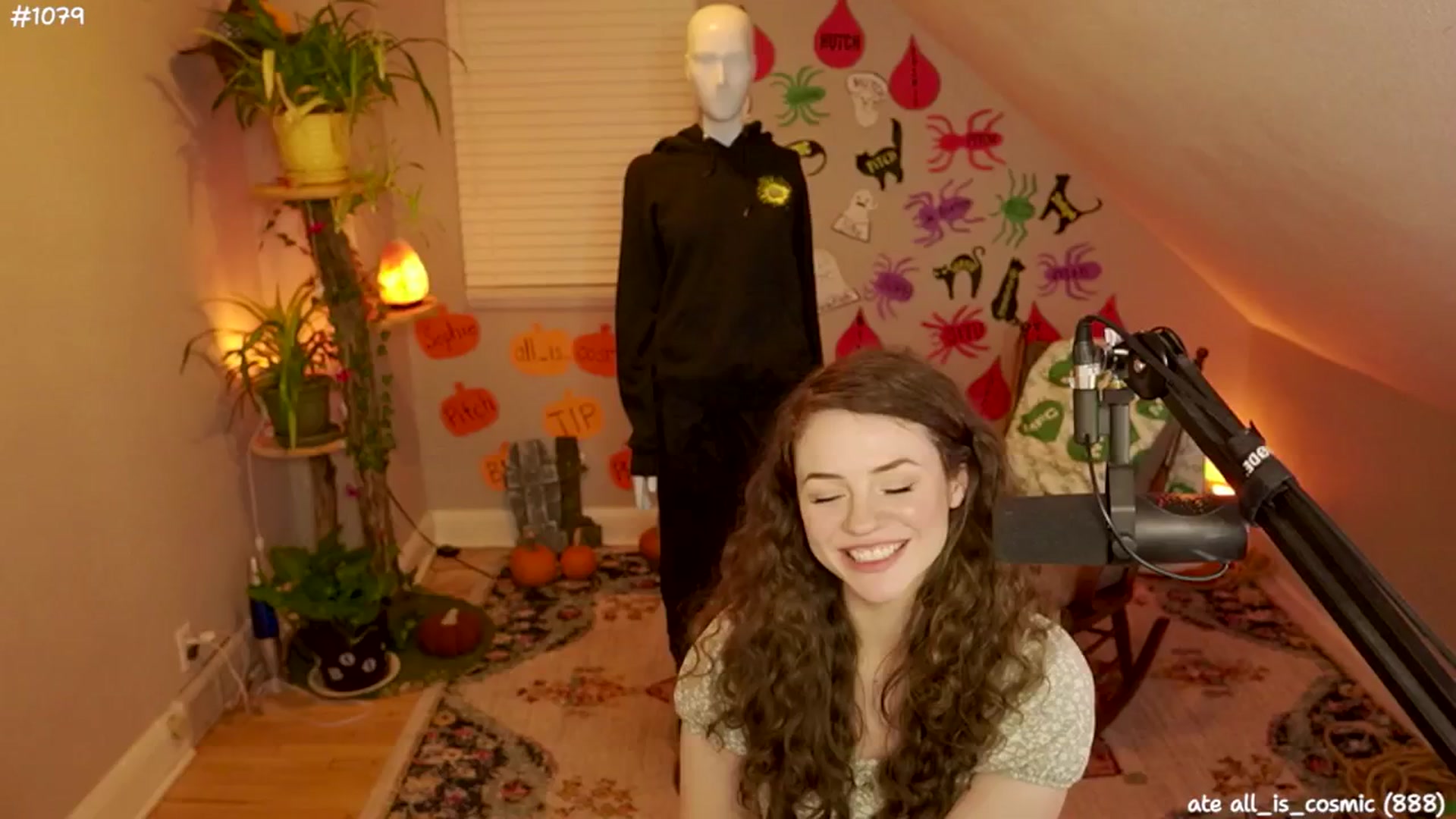 Gallery image thumbnail from NoSophNovembr's myfreecams stream on, 11/15/2024, 08:42 image 17 of 20