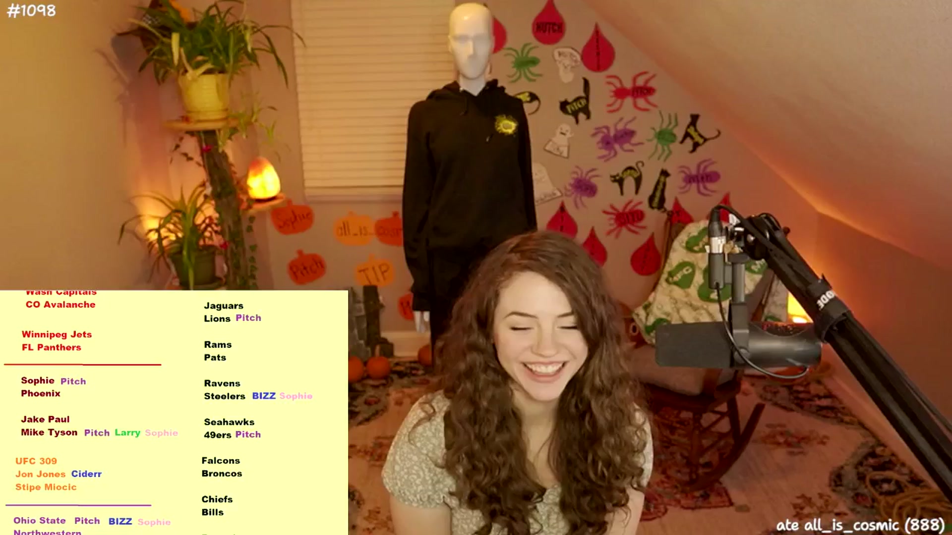 Gallery image thumbnail from NoSophNovembr's myfreecams stream on, 11/15/2024, 08:42 image 12 of 20