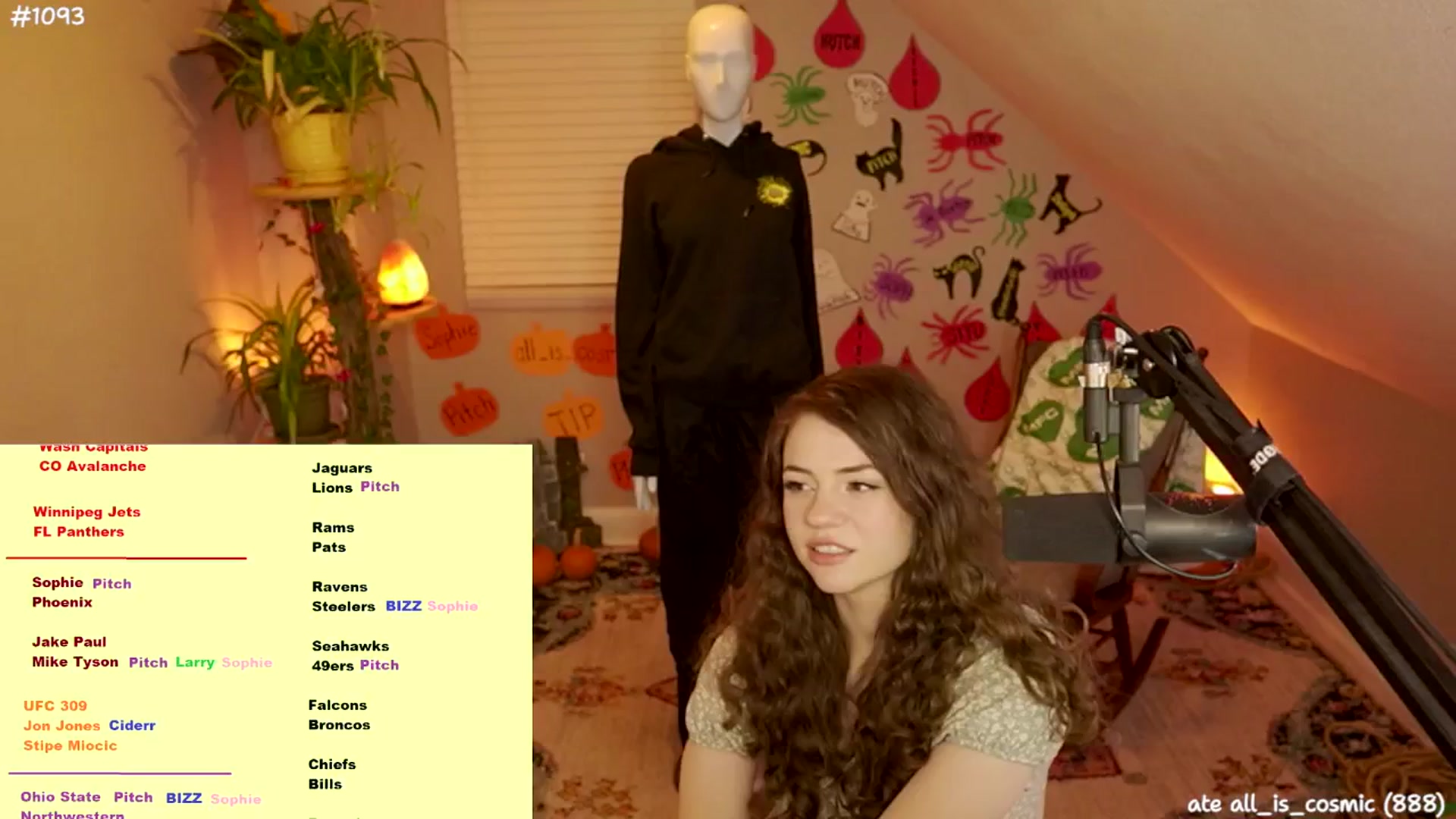 Gallery image thumbnail from NoSophNovembr's myfreecams stream on, 11/15/2024, 08:42 image 13 of 20