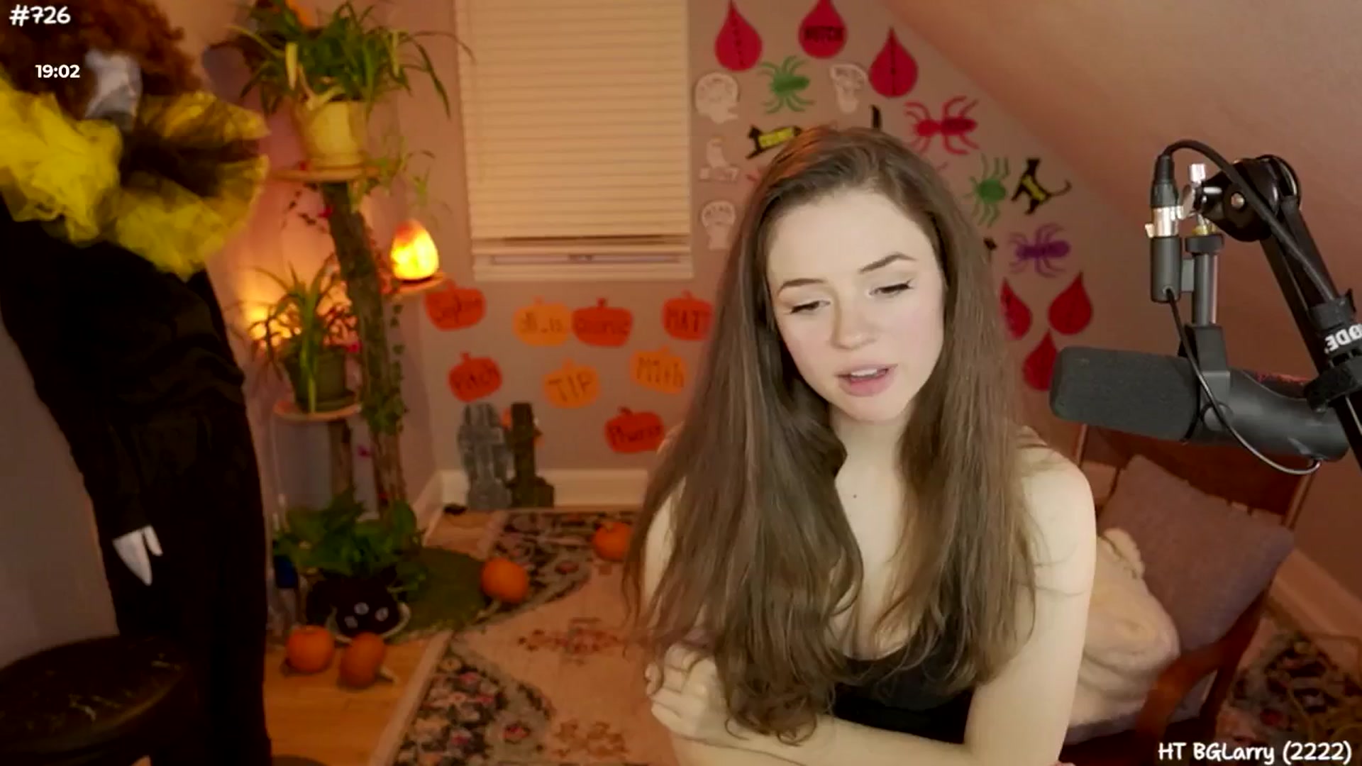 Gallery image thumbnail from NoSophNovembr's myfreecams stream on, 11/17/2024, 10:11 image 17 of 20