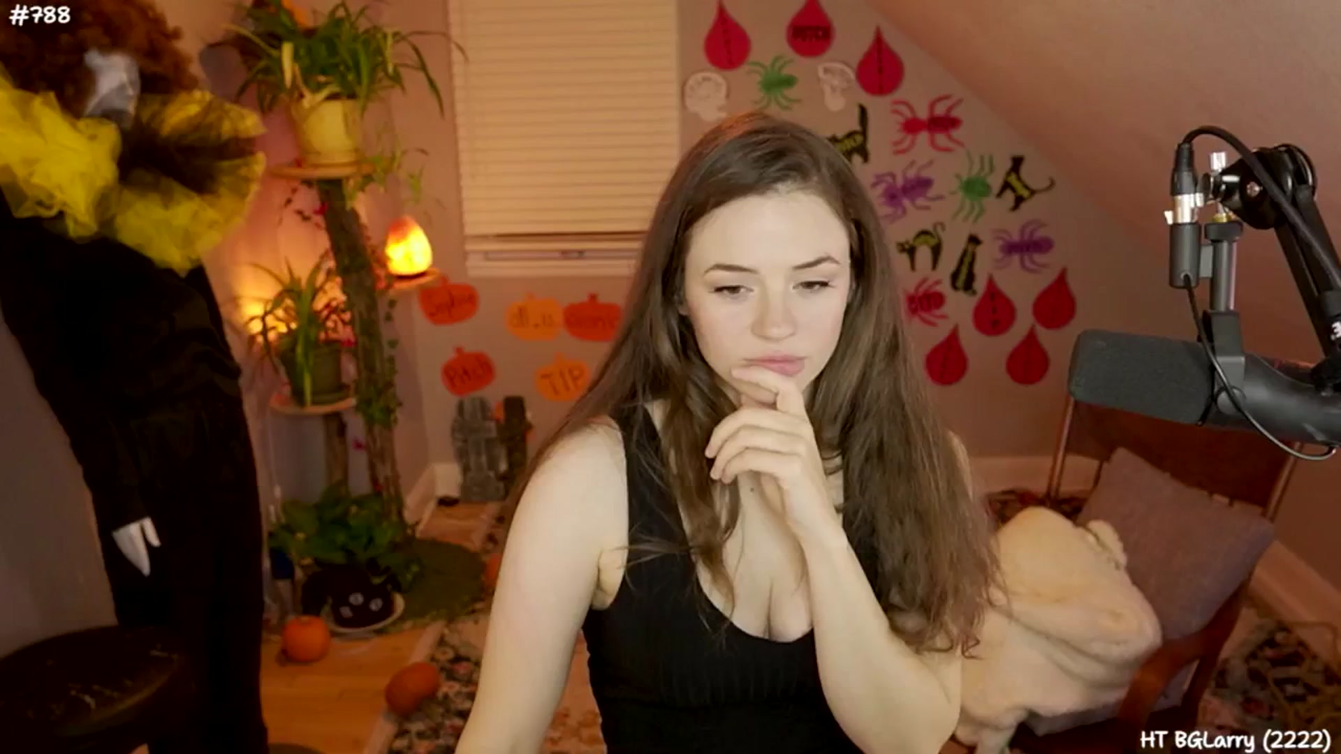 Gallery image thumbnail from NoSophNovembr's myfreecams stream on, 11/17/2024, 10:11 image 13 of 20