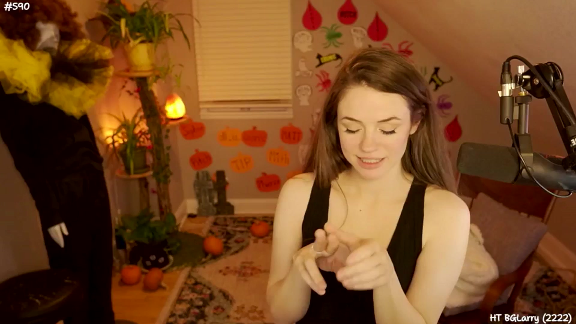 Gallery image thumbnail from NoSophNovembr's myfreecams stream on, 11/17/2024, 10:11 image 19 of 20