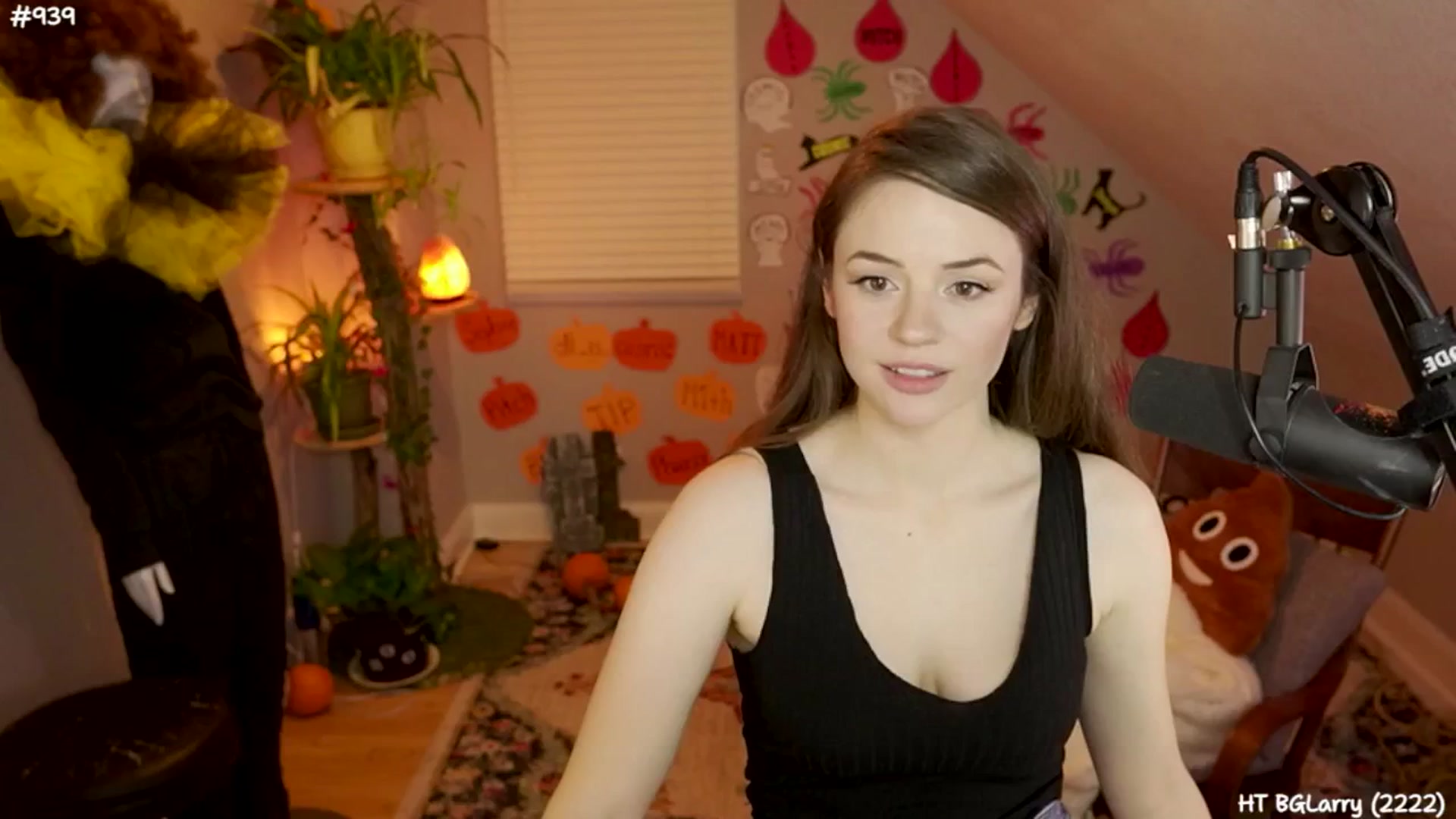 Gallery image thumbnail from NoSophNovembr's myfreecams stream on, 11/17/2024, 10:11 image 6 of 20