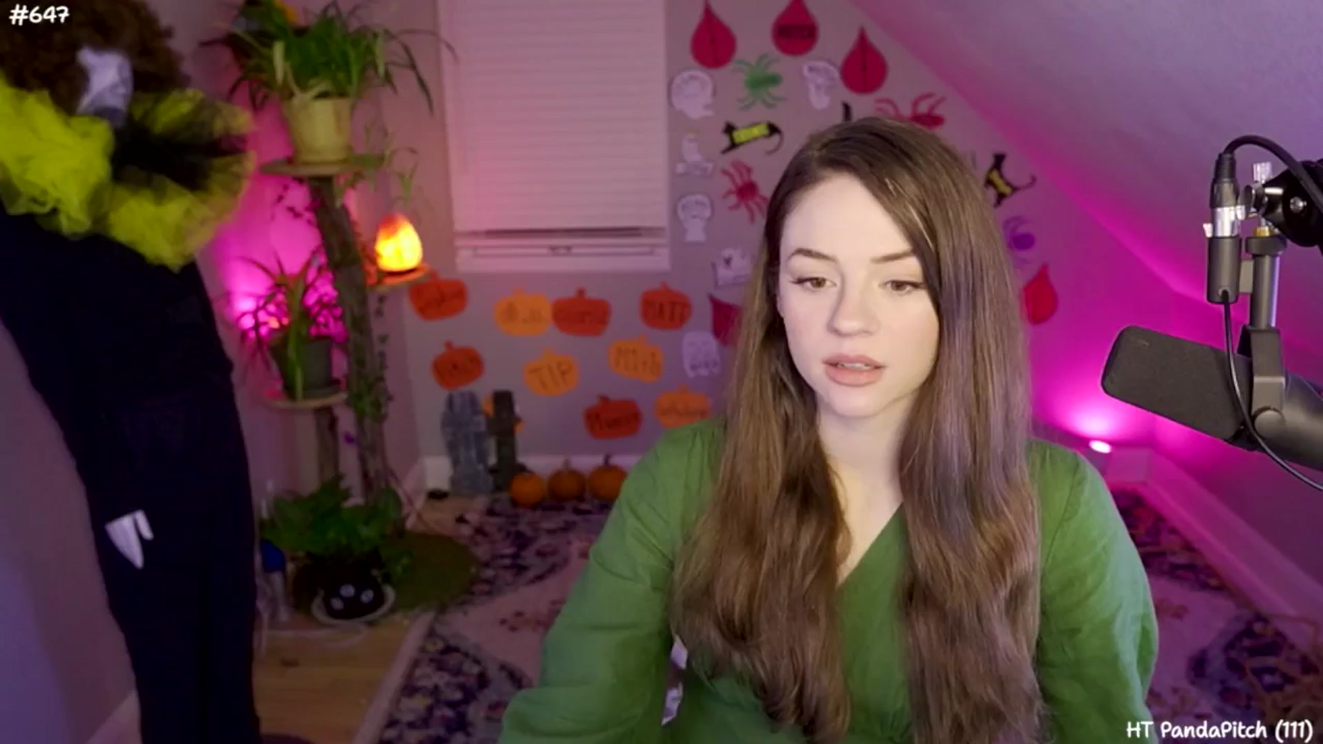 Gallery image thumbnail from NoSophNovembr's myfreecams stream on, 11/19/2024, 05:07 image 8 of 20