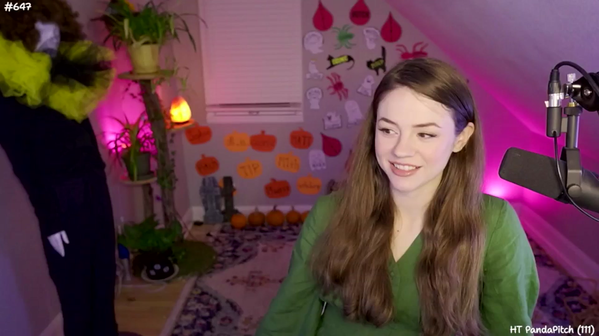 Gallery image thumbnail from NoSophNovembr's myfreecams stream on, 11/19/2024, 05:07 image 10 of 20