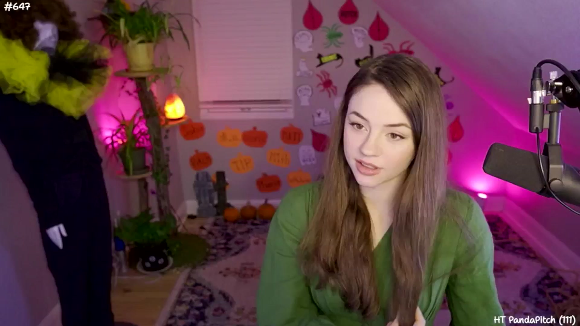 Gallery image thumbnail from NoSophNovembr's myfreecams stream on, 11/19/2024, 05:07 image 7 of 20