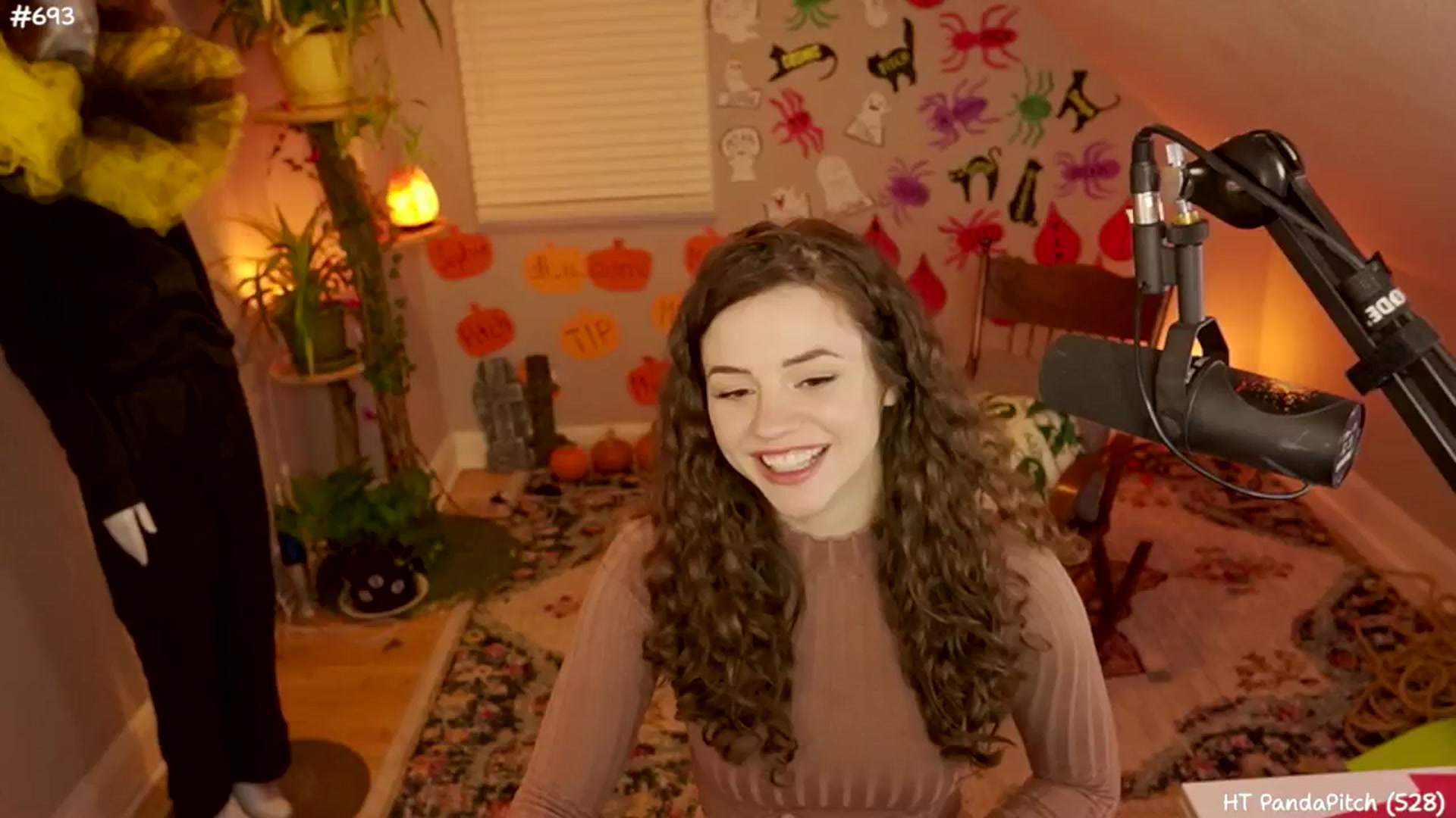 Gallery image thumbnail from NoSophNovembr's myfreecams stream on, 11/22/2024, 10:41 image 5 of 20