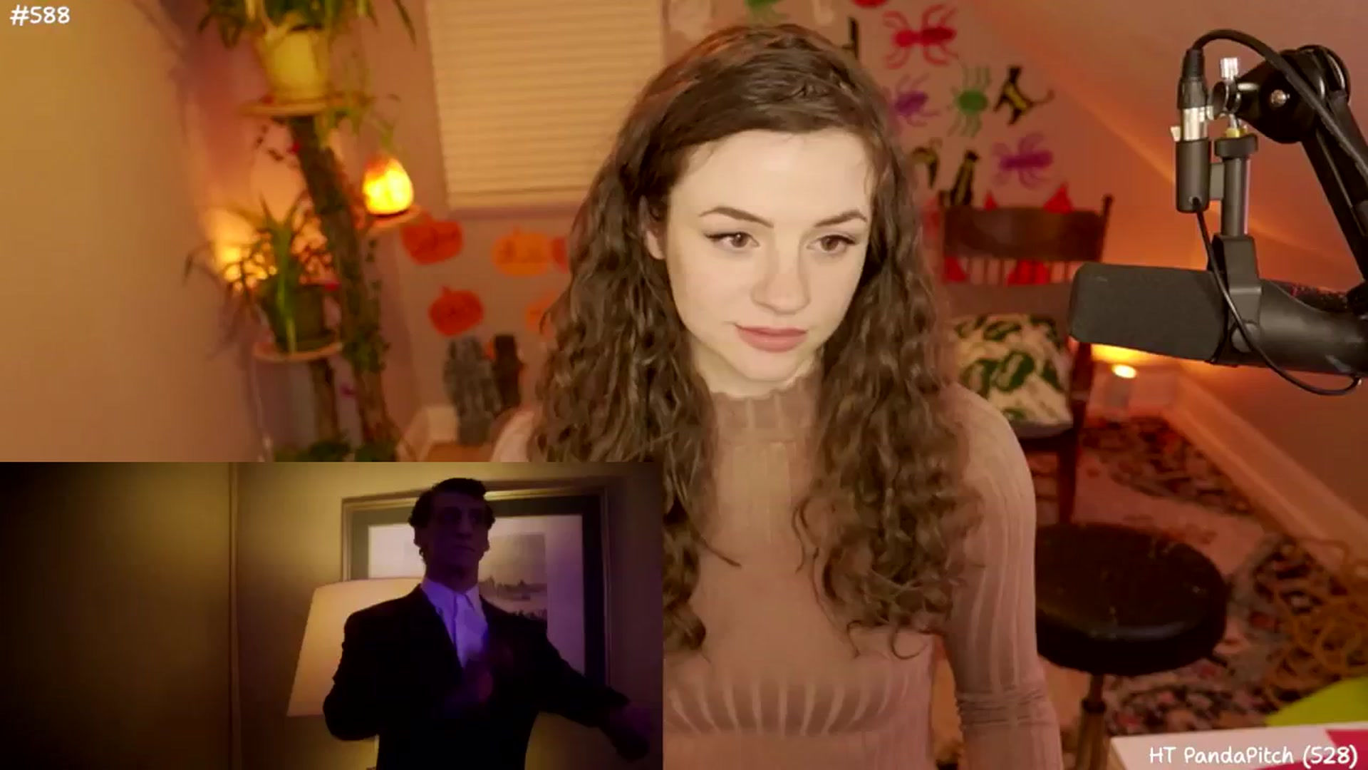 Gallery image thumbnail from NoSophNovembr's myfreecams stream on, 11/22/2024, 10:41 image 15 of 20