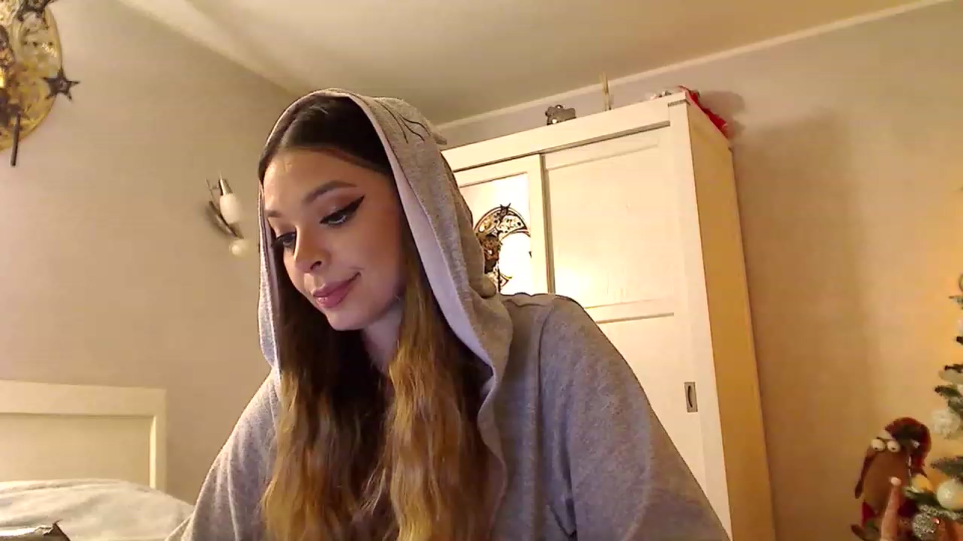 Gallery image thumbnail from No_bo_dy's myfreecams stream on, 12/04/2022, 03:25 image 20 of 20