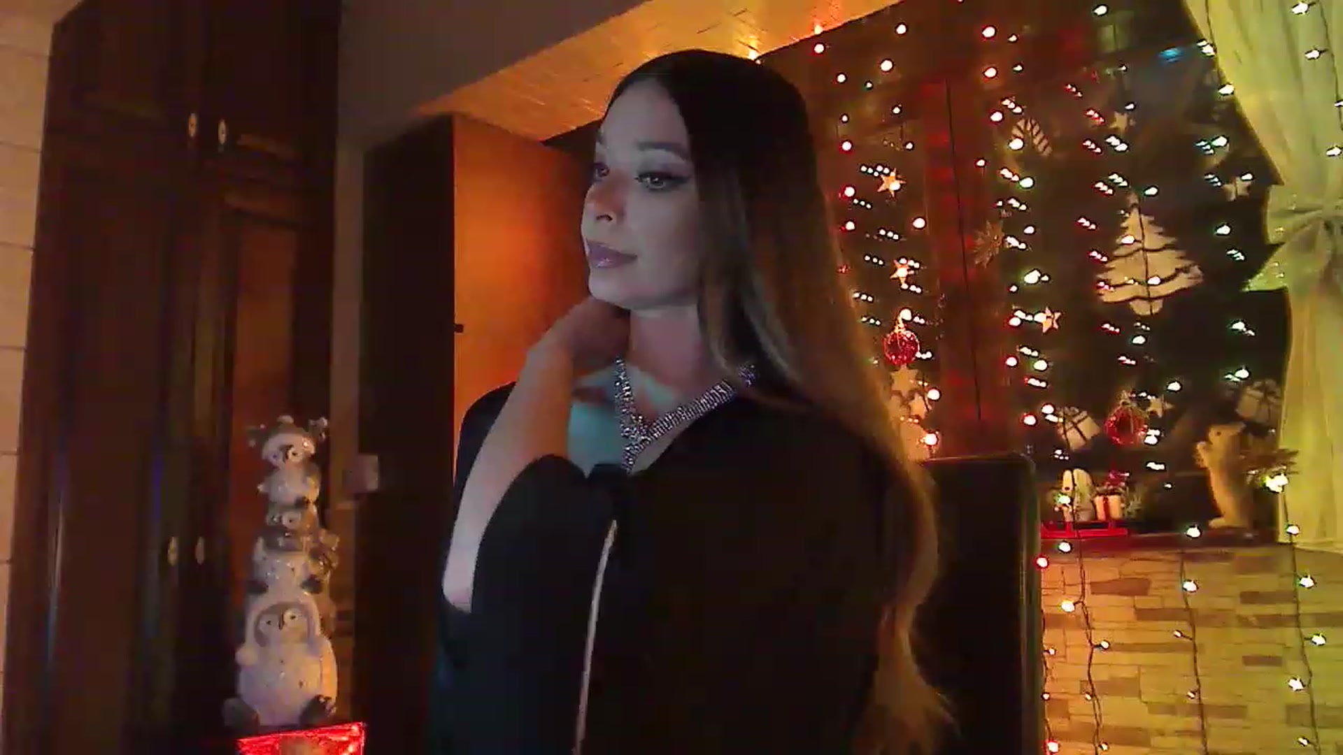 Gallery image thumbnail from No_bo_dy's myfreecams stream on, 12/10/2022, 03:45 image 3 of 20