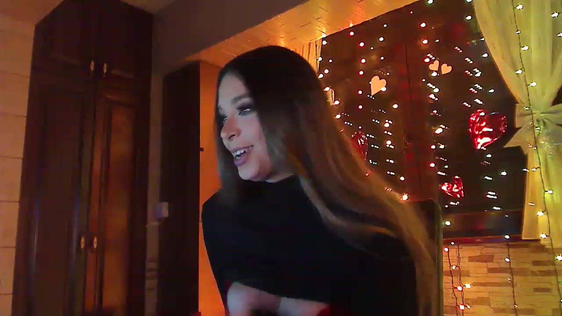Gallery image thumbnail from No_bo_dy's myfreecams stream on, 01/12/2023, 02:46 image 18 of 20