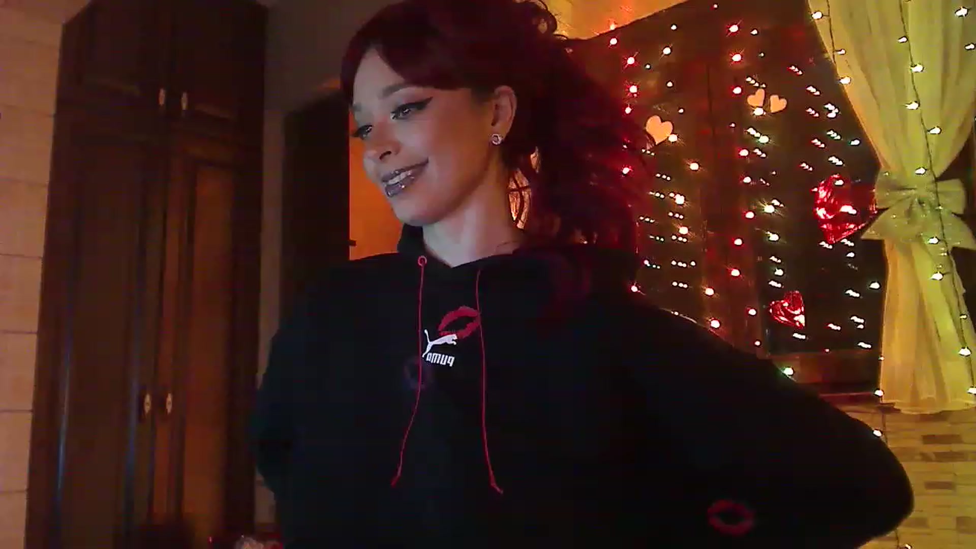 Gallery image thumbnail from No_bo_dy's myfreecams stream on, 01/18/2023, 24:47 image 19 of 20