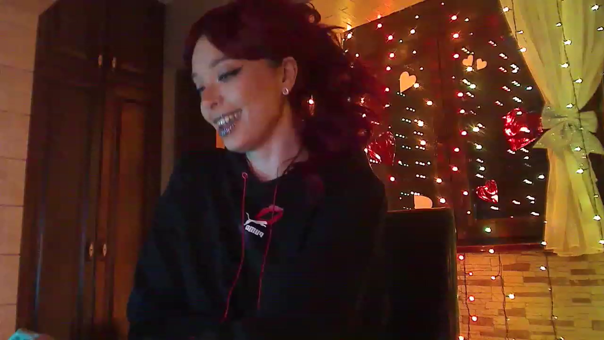 Gallery image thumbnail from No_bo_dy's myfreecams stream on, 01/18/2023, 24:47 image 11 of 20