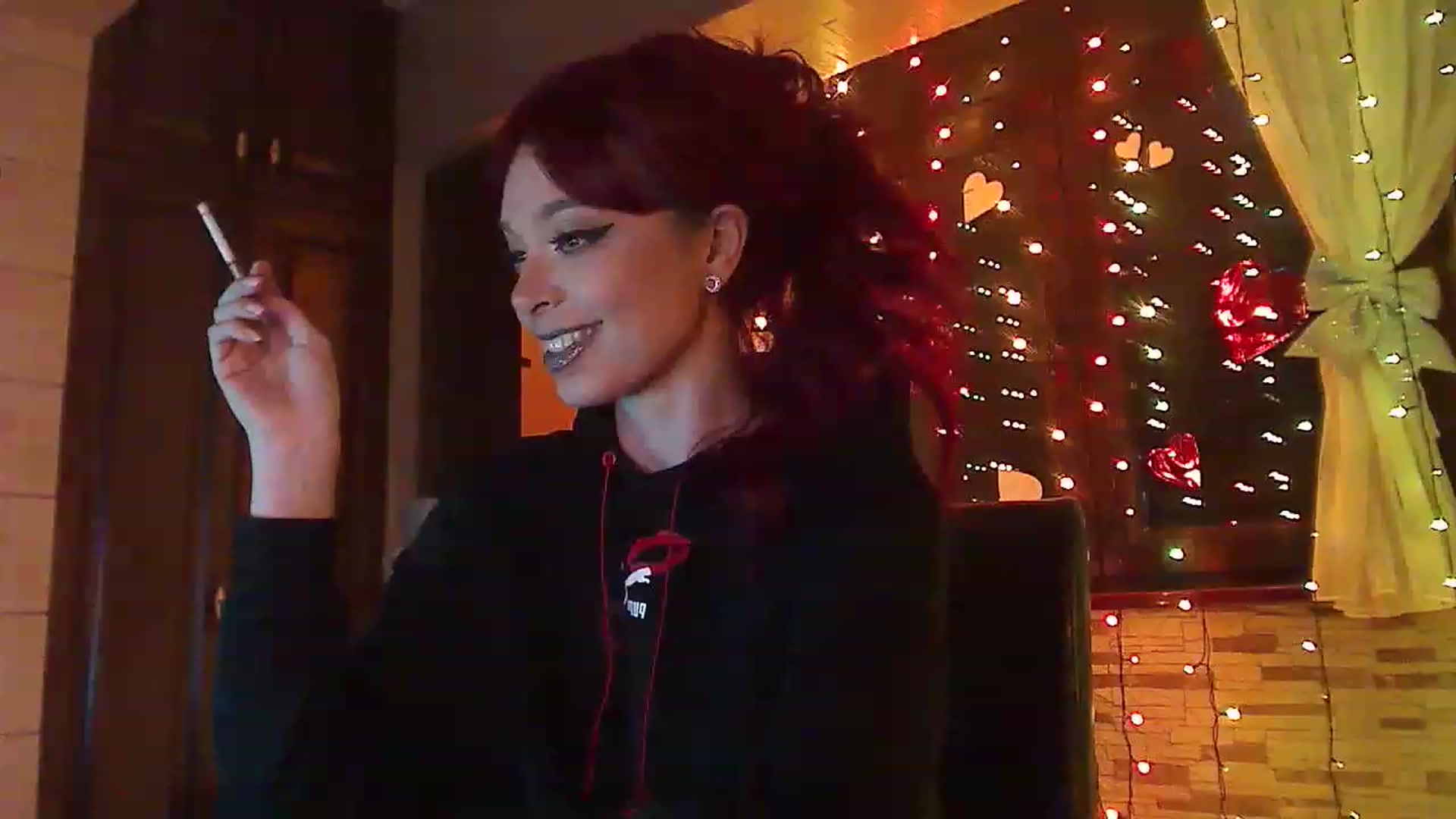 Gallery image thumbnail from No_bo_dy's myfreecams stream on, 01/18/2023, 24:47 image 4 of 20