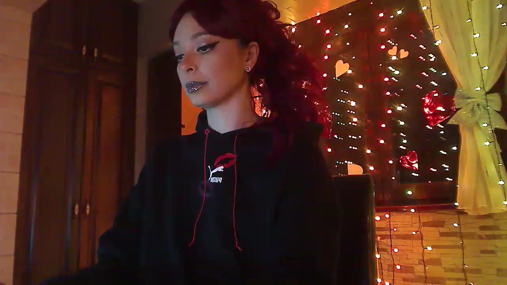 Gallery image thumbnail from No_bo_dy's myfreecams stream on, 01/18/2023, 24:47 image 20 of 20