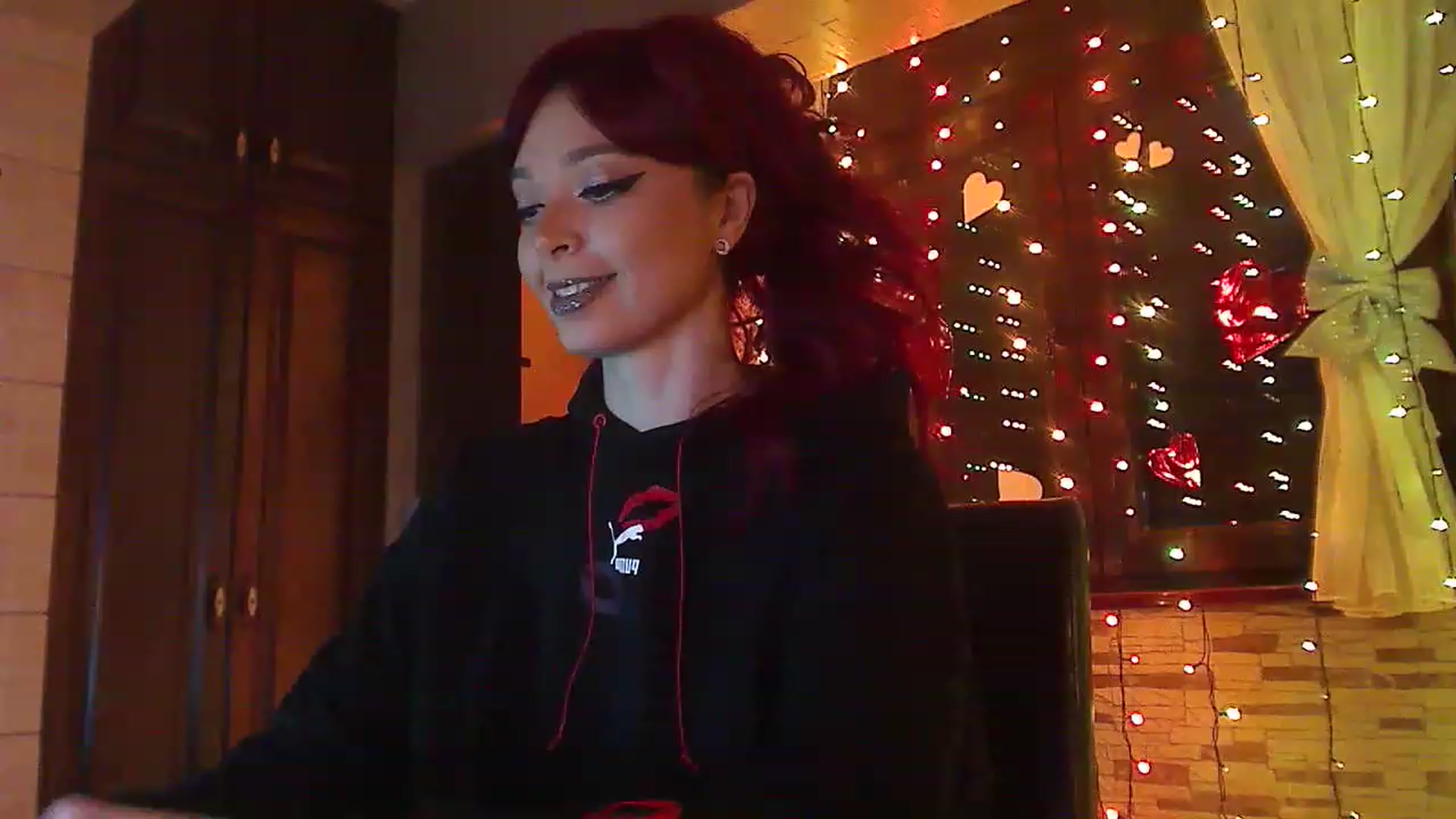Gallery image thumbnail from No_bo_dy's myfreecams stream on, 01/18/2023, 24:47 image 5 of 20