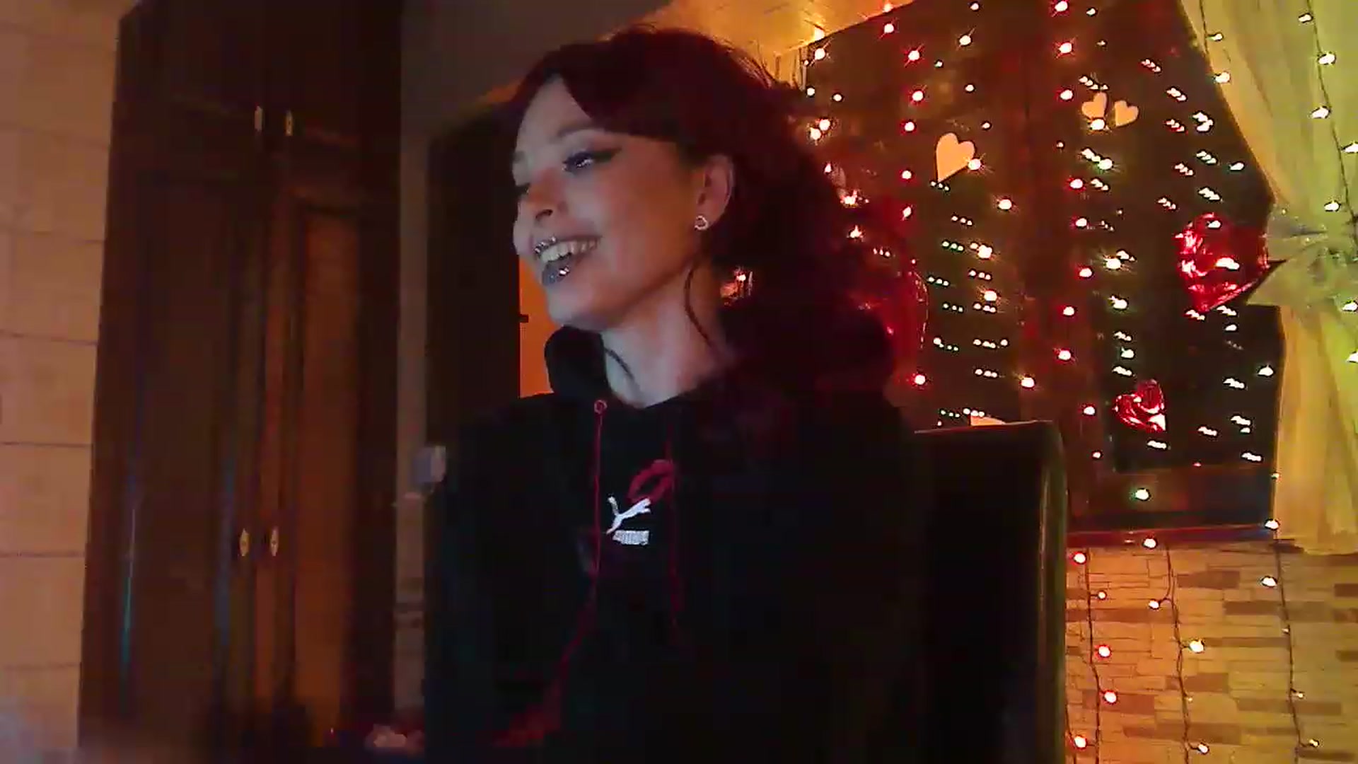 Gallery image thumbnail from No_bo_dy's myfreecams stream on, 01/18/2023, 03:27 image 9 of 20