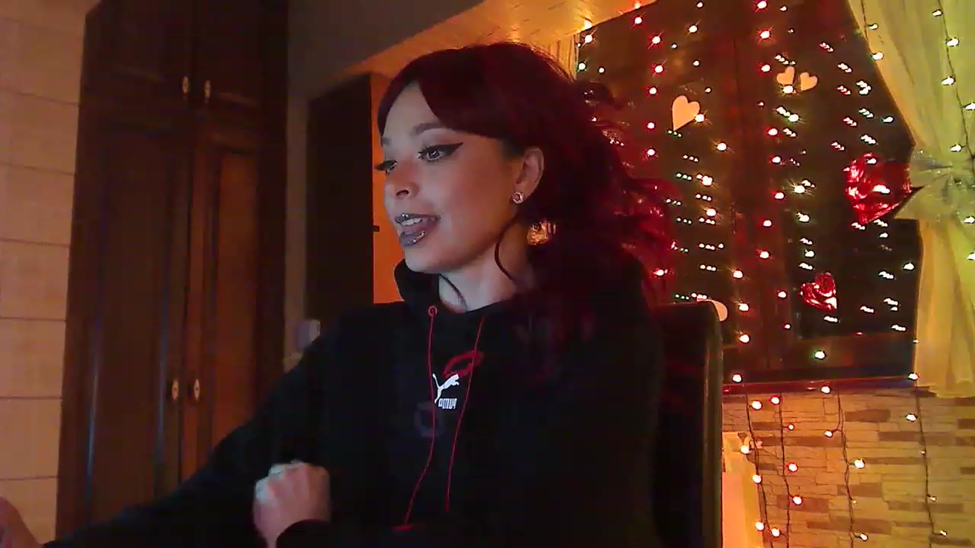 Gallery image thumbnail from No_bo_dy's myfreecams stream on, 01/18/2023, 03:27 image 12 of 20