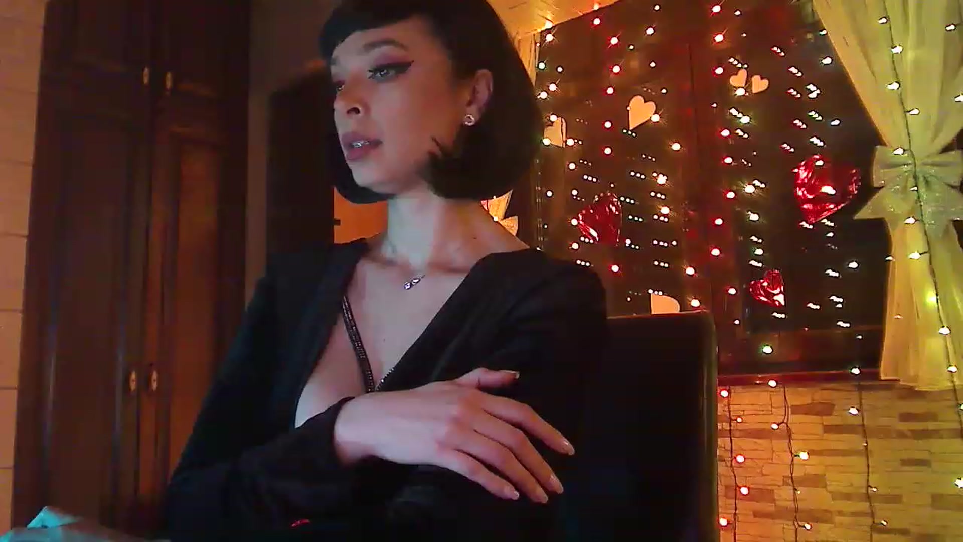 Gallery image thumbnail from No_bo_dy's myfreecams stream on, 01/19/2023, 02:57 image 15 of 20