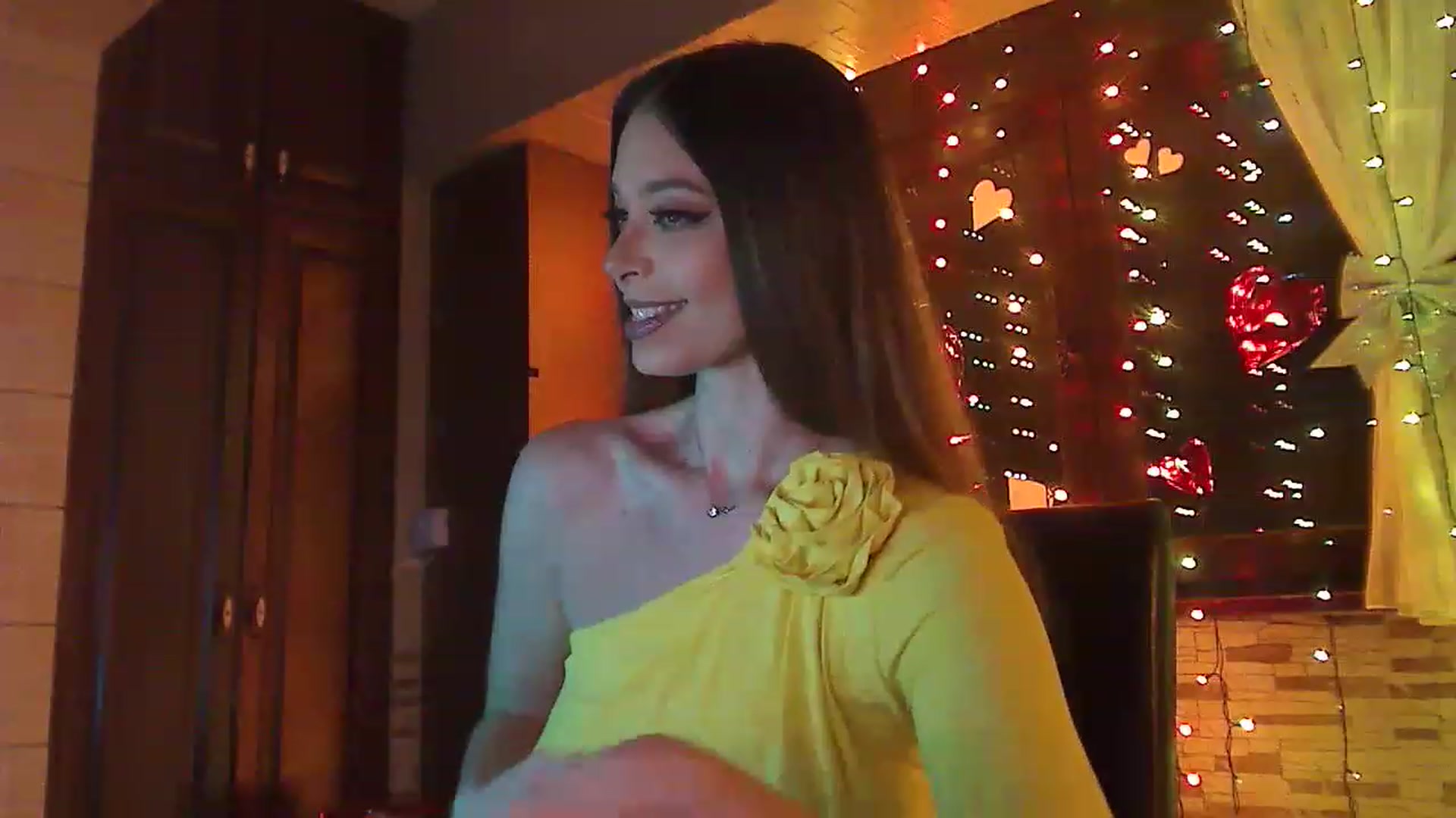 Gallery image thumbnail from No_bo_dy's myfreecams stream on, 01/20/2023, 03:09 image 5 of 20