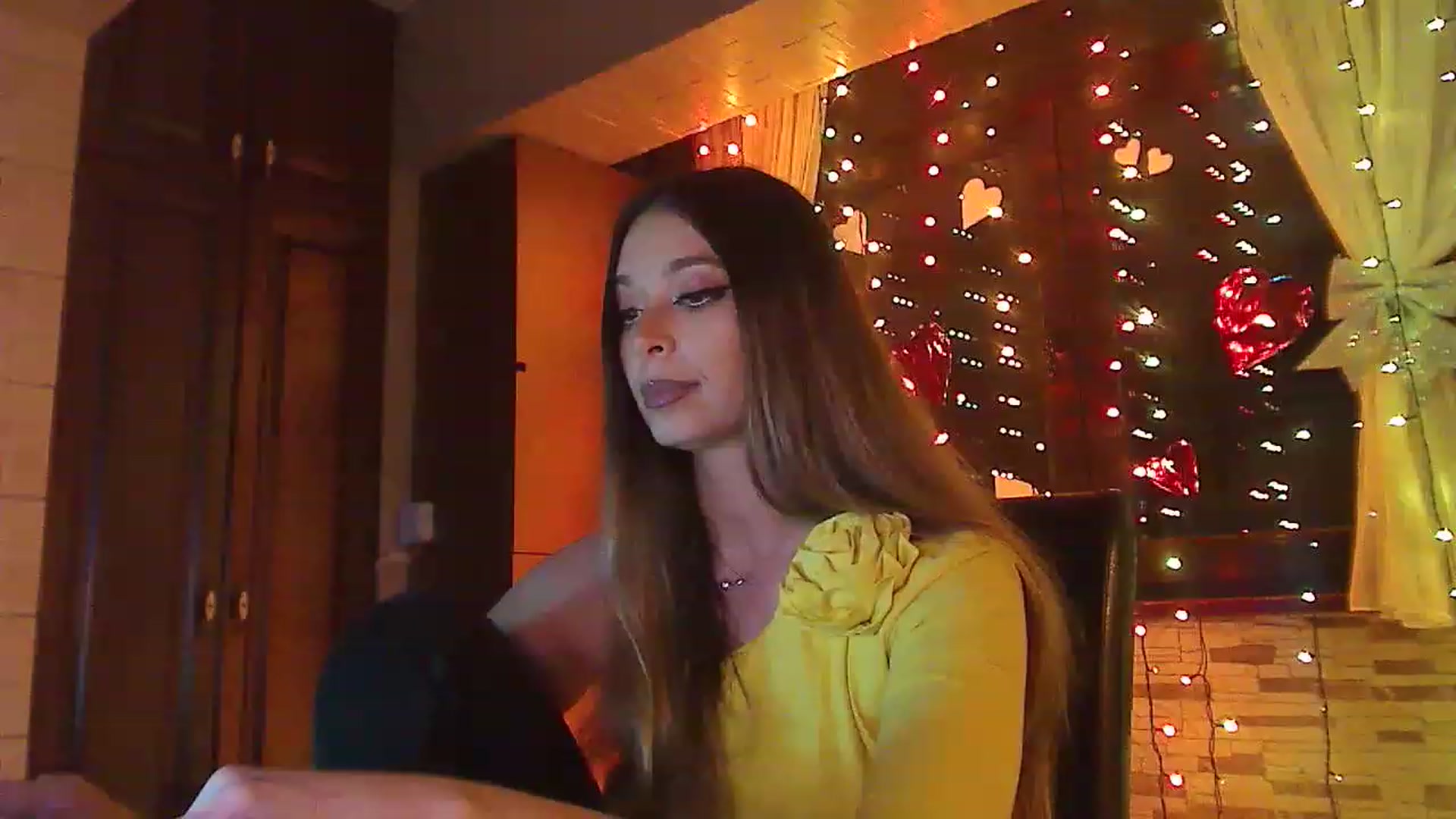 Gallery image thumbnail from No_bo_dy's myfreecams stream on, 01/20/2023, 04:51 image 1 of 20