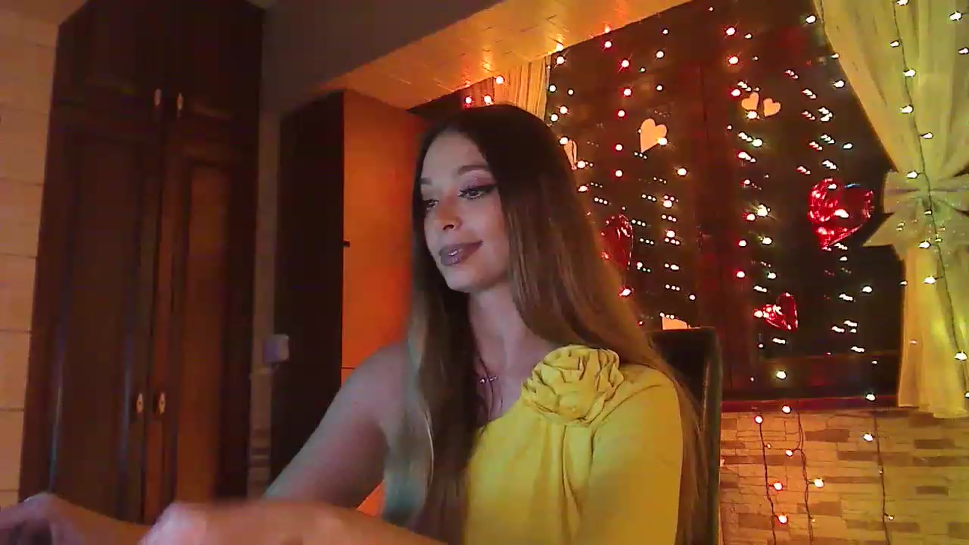 Gallery image thumbnail from No_bo_dy's myfreecams stream on, 01/20/2023, 04:51 image 5 of 20