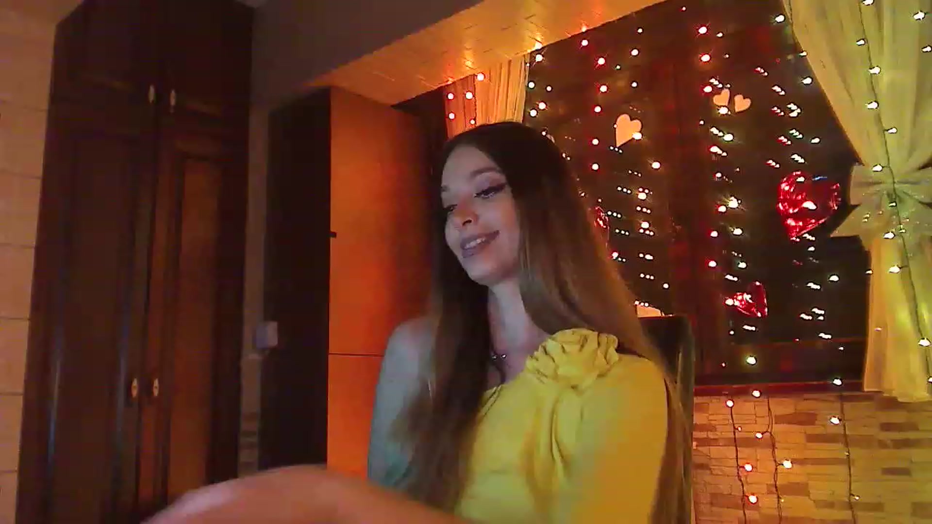 Gallery image thumbnail from No_bo_dy's myfreecams stream on, 01/20/2023, 04:51 image 6 of 20