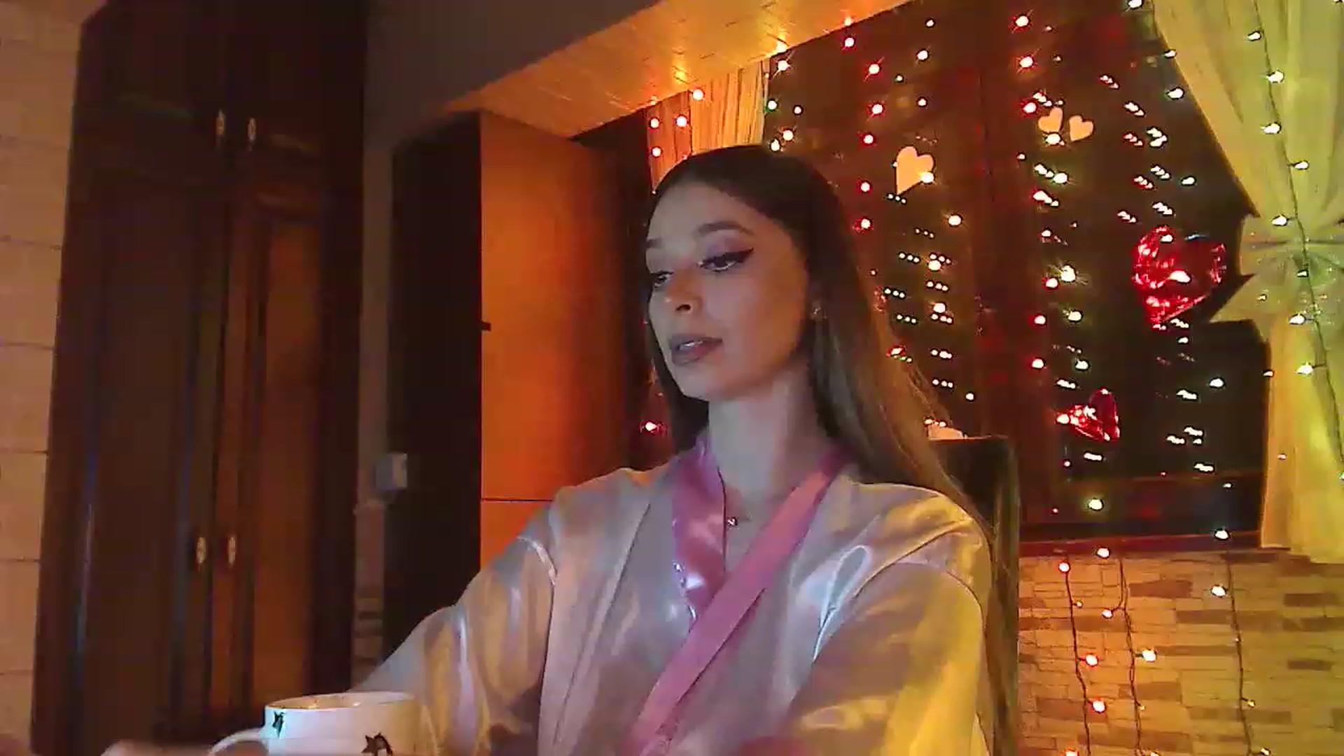 Gallery image thumbnail from No_bo_dy's myfreecams stream on, 01/20/2023, 05:40 image 15 of 20