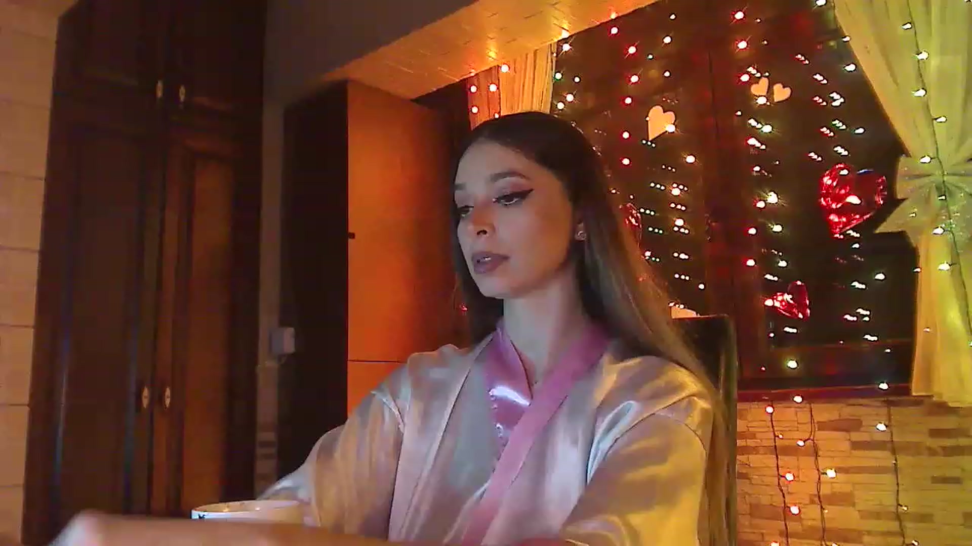 Gallery image thumbnail from No_bo_dy's myfreecams stream on, 01/20/2023, 05:40 image 17 of 20