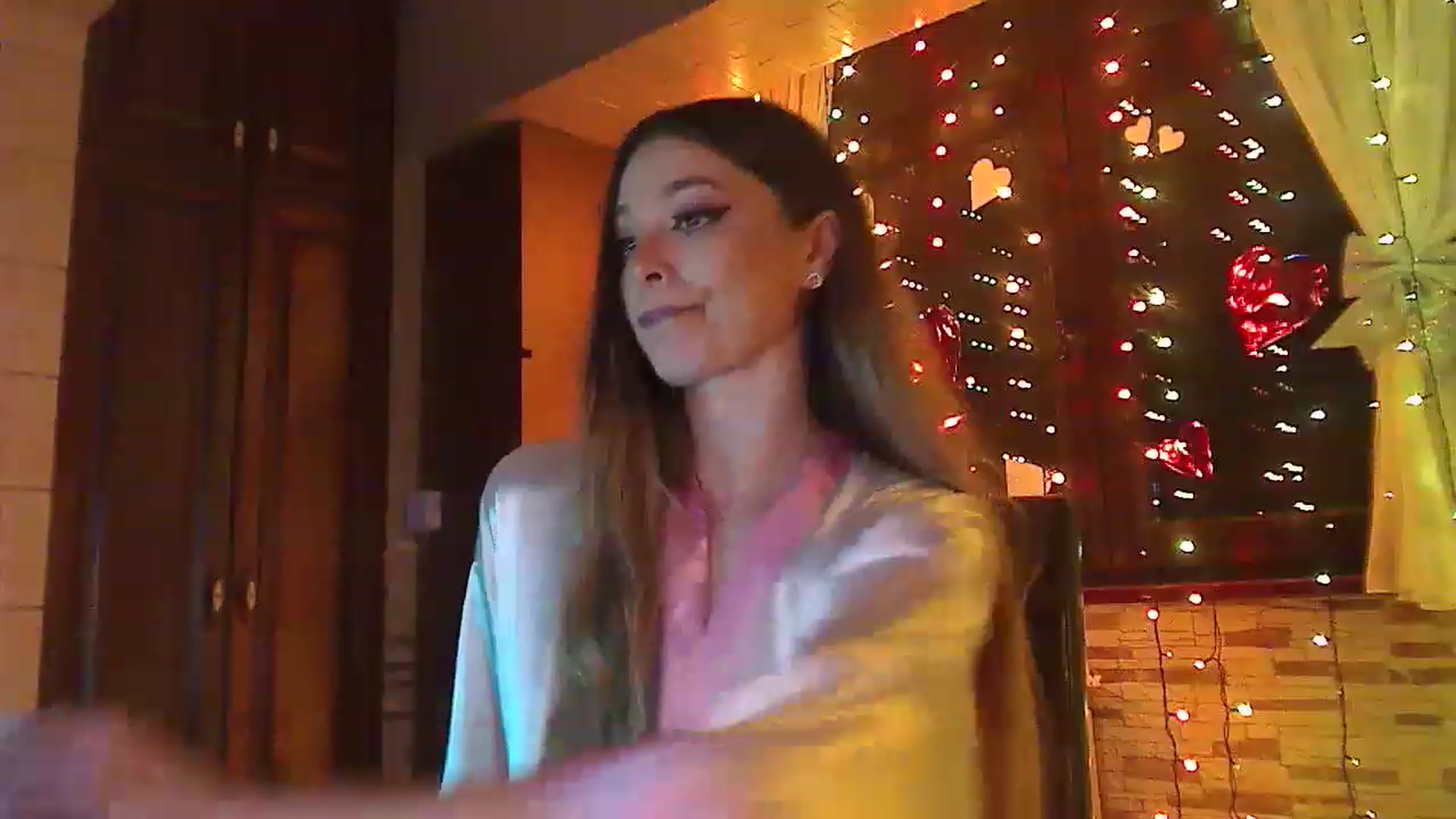 Gallery image thumbnail from No_bo_dy's myfreecams stream on, 01/20/2023, 05:40 image 7 of 20