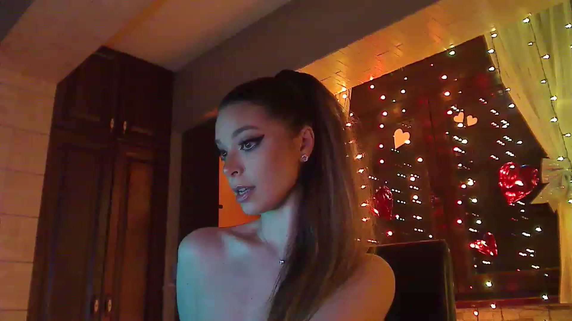 Gallery image thumbnail from No_bo_dy's myfreecams stream on, 01/21/2023, 03:35 image 1 of 20