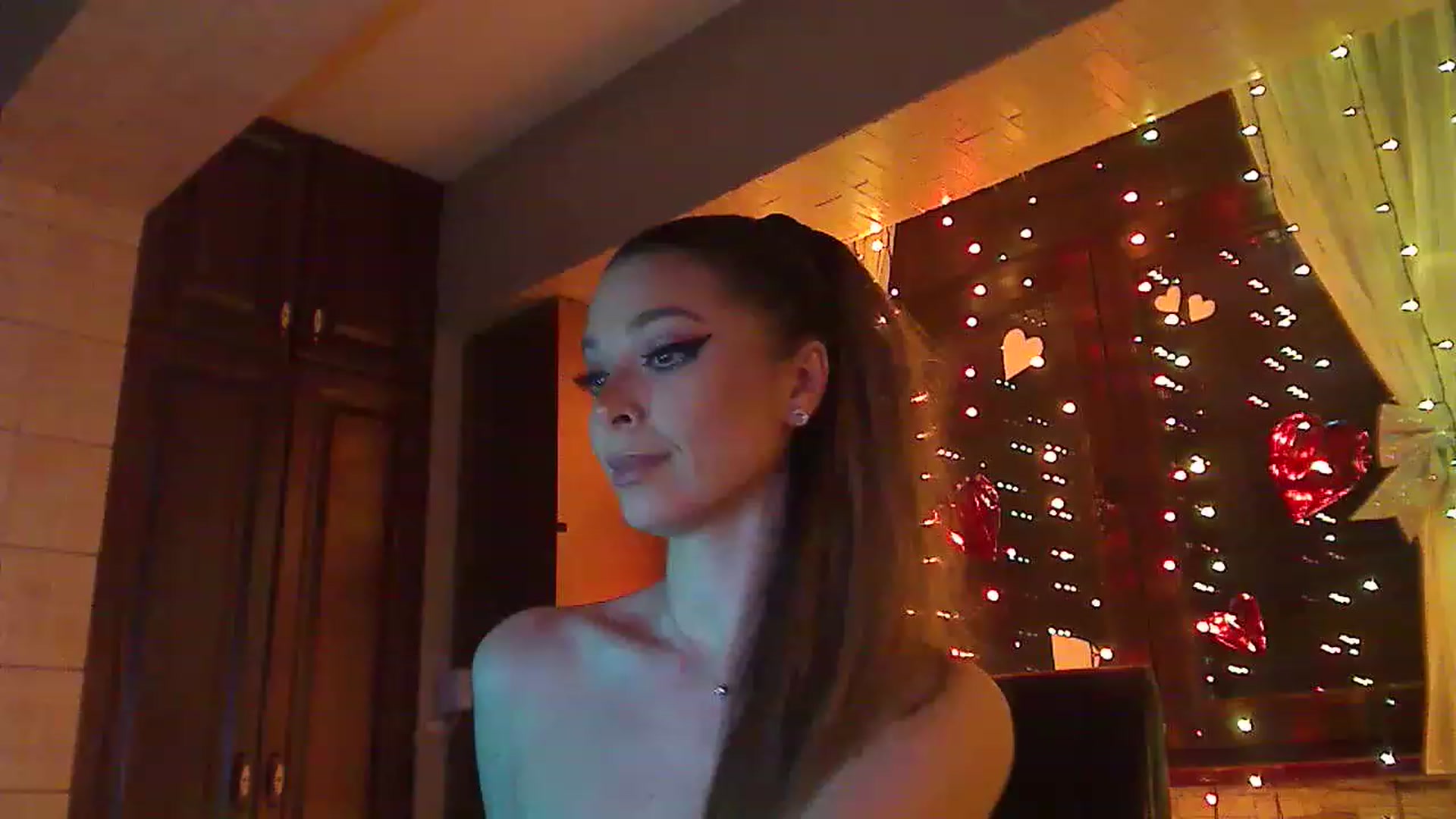 Gallery image thumbnail from No_bo_dy's myfreecams stream on, 01/21/2023, 03:35 image 2 of 20