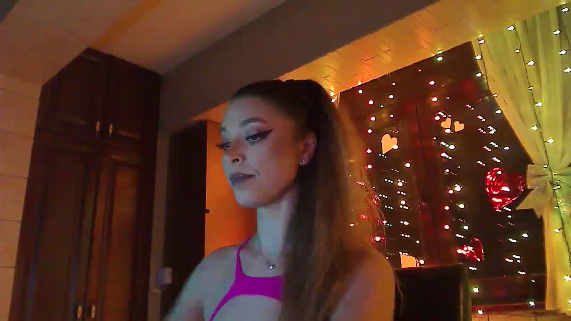 Gallery image thumbnail from No_bo_dy's myfreecams stream on, 01/22/2023, 03:33 image 13 of 20