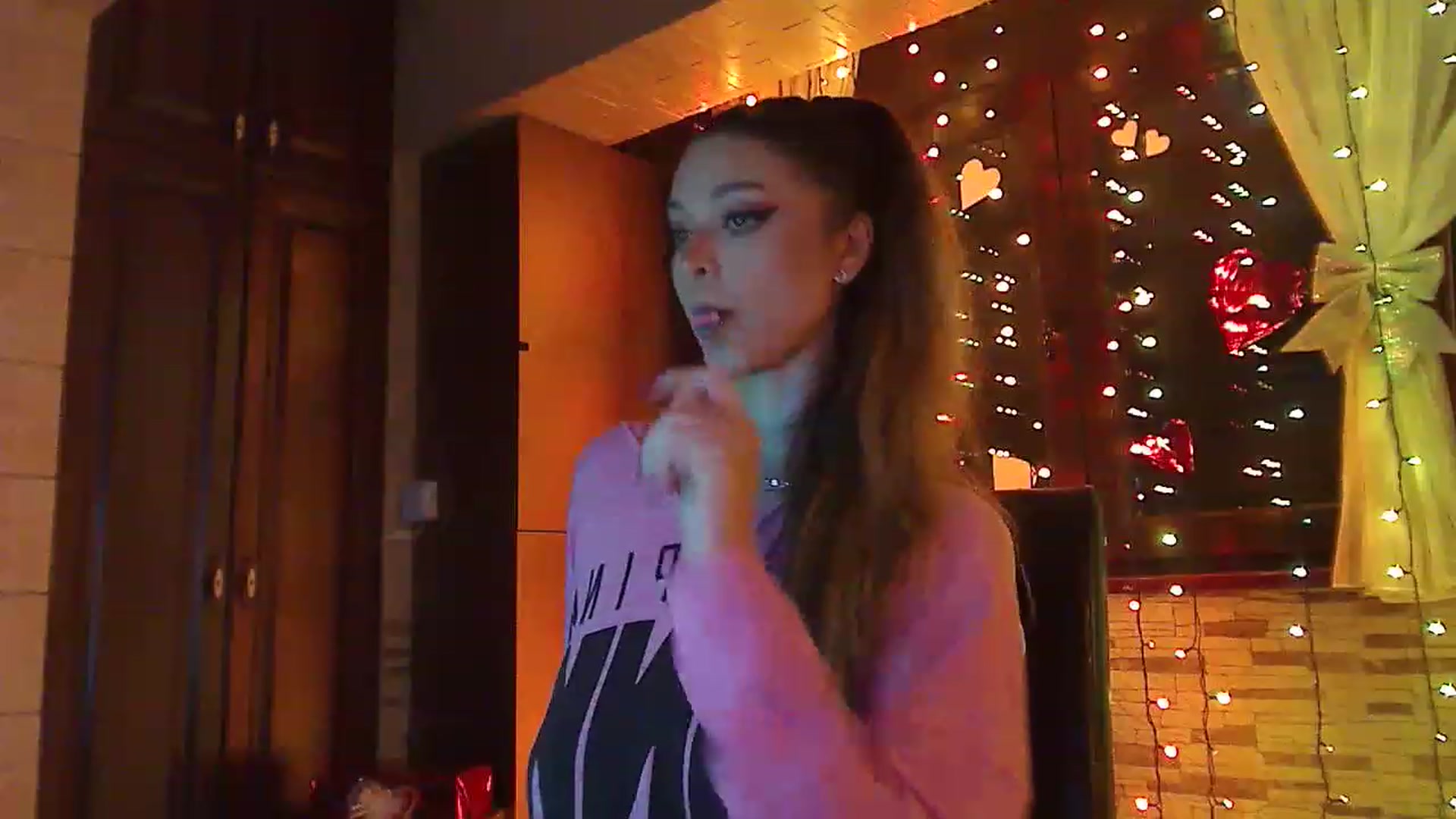 Gallery image thumbnail from No_bo_dy's myfreecams stream on, 01/22/2023, 03:33 image 4 of 20