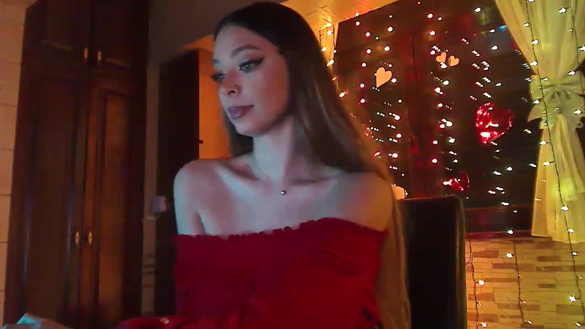 Gallery image thumbnail from No_bo_dy's myfreecams stream on, 02/04/2023, 02:04 image 5 of 20