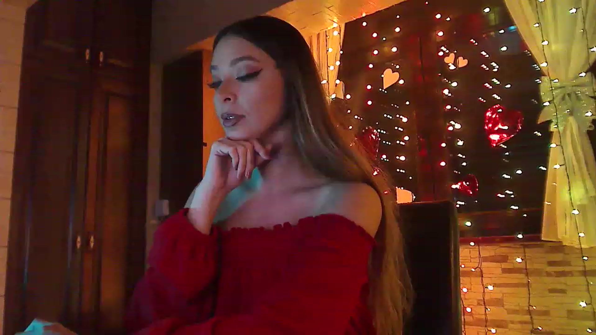 Gallery image thumbnail from No_bo_dy's myfreecams stream on, 02/04/2023, 02:04 image 10 of 20
