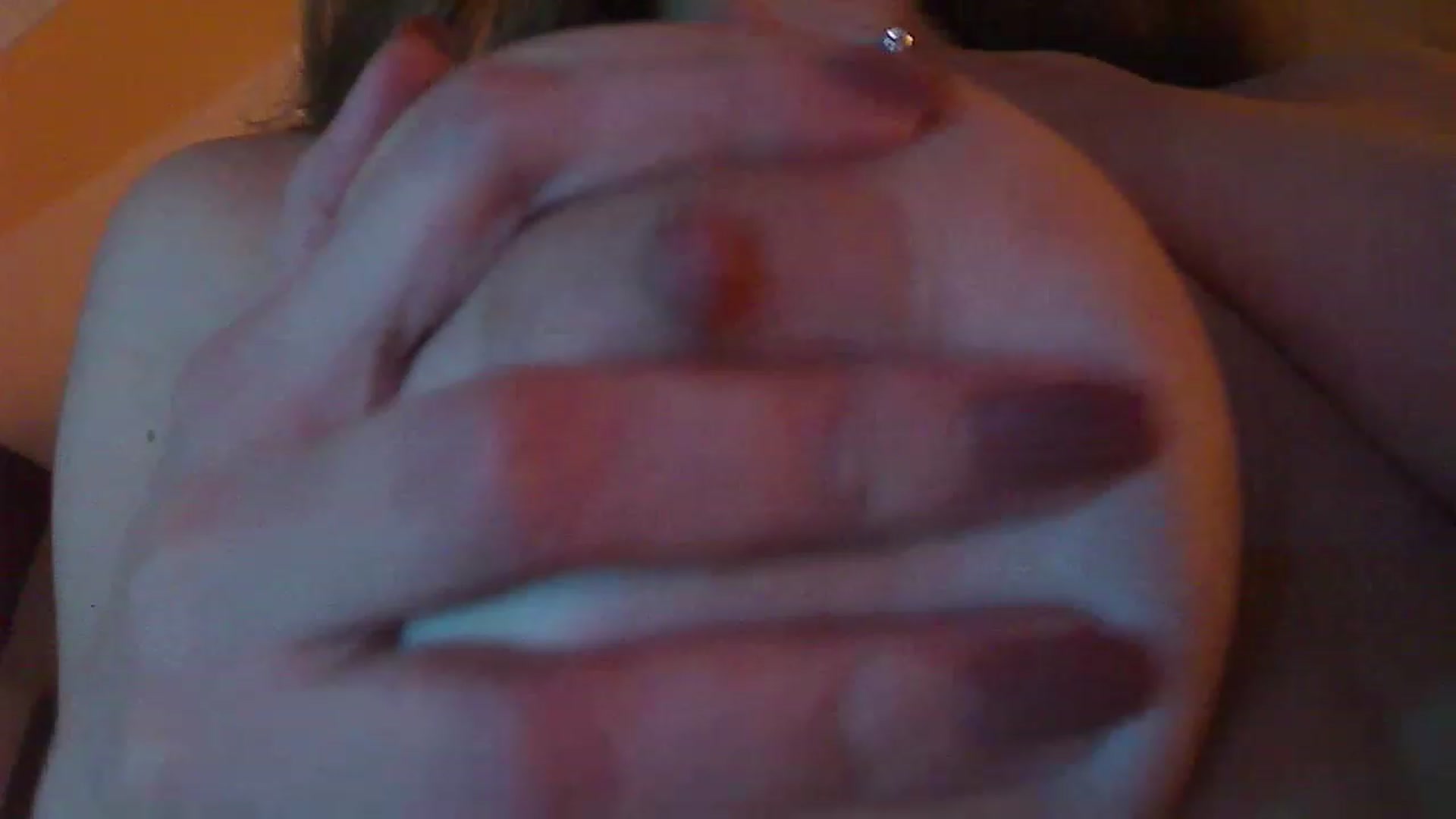 Gallery image thumbnail from No_bo_dy's myfreecams stream on, 02/04/2023, 02:48 image 9 of 20
