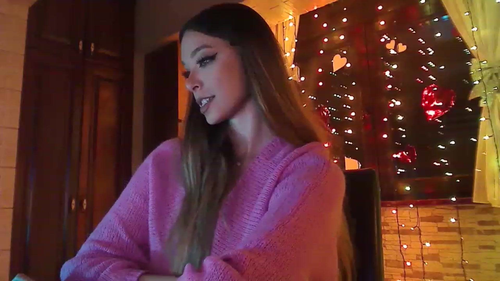 Gallery image thumbnail from No_bo_dy's myfreecams stream on, 02/04/2023, 03:30 image 17 of 20