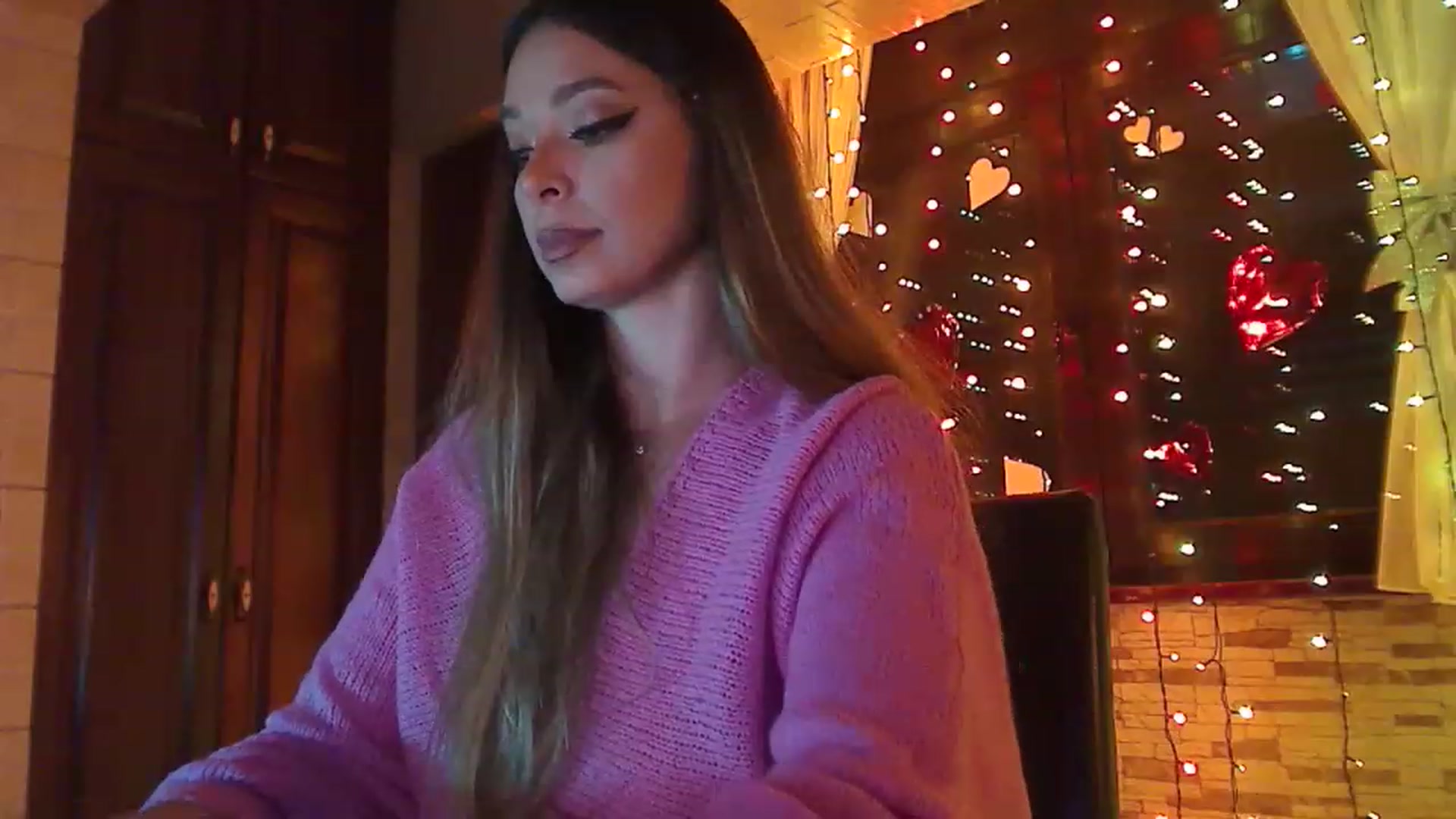 Gallery image thumbnail from No_bo_dy's myfreecams stream on, 02/04/2023, 03:30 image 20 of 20