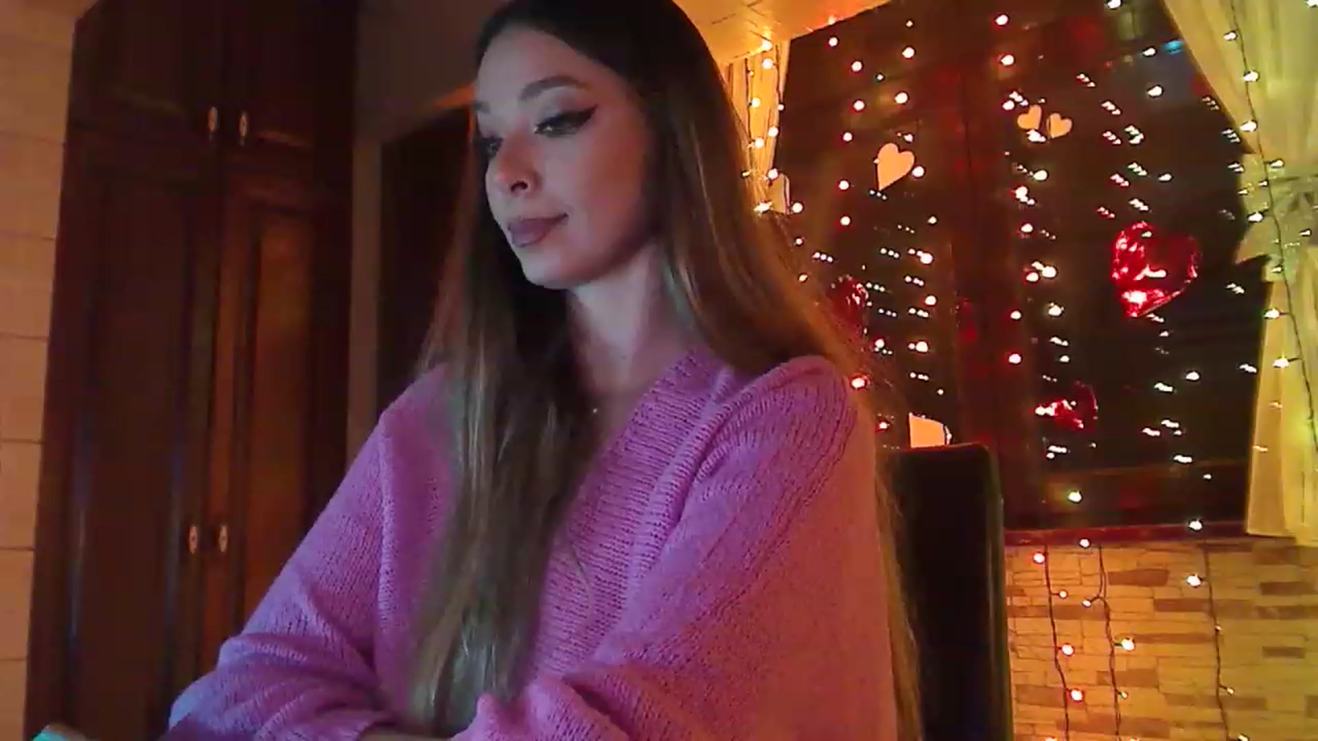 Gallery image thumbnail from No_bo_dy's myfreecams stream on, 02/04/2023, 03:30 image 19 of 20