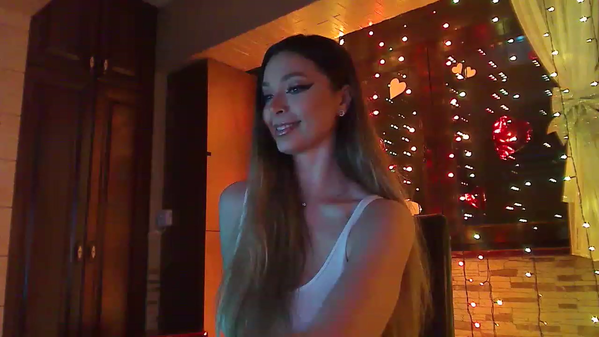 Gallery image thumbnail from No_bo_dy's myfreecams stream on, 02/07/2023, 24:43 image 9 of 20
